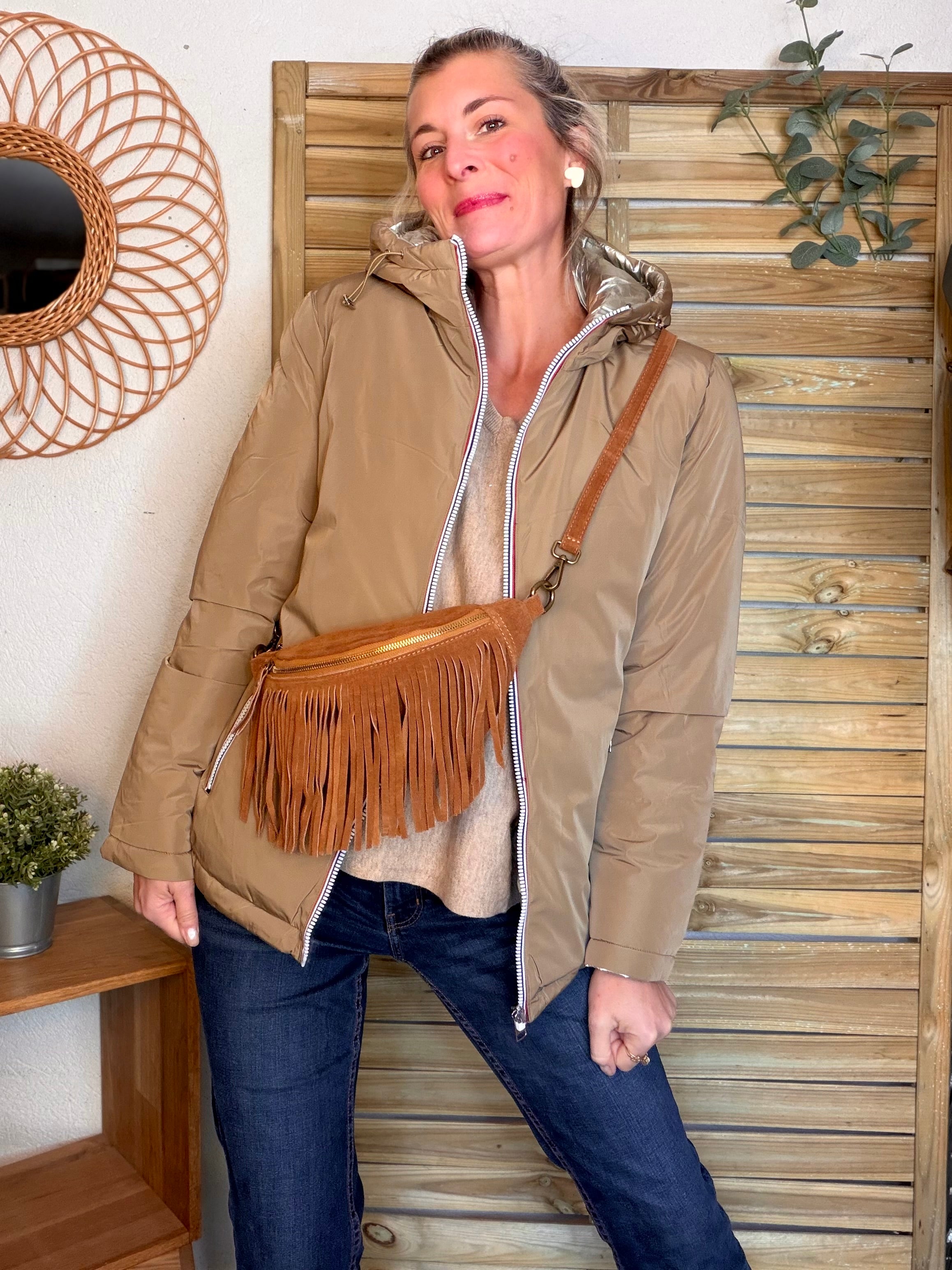 Sac banane avec franges en cuir daim - PIETRA - Camel
