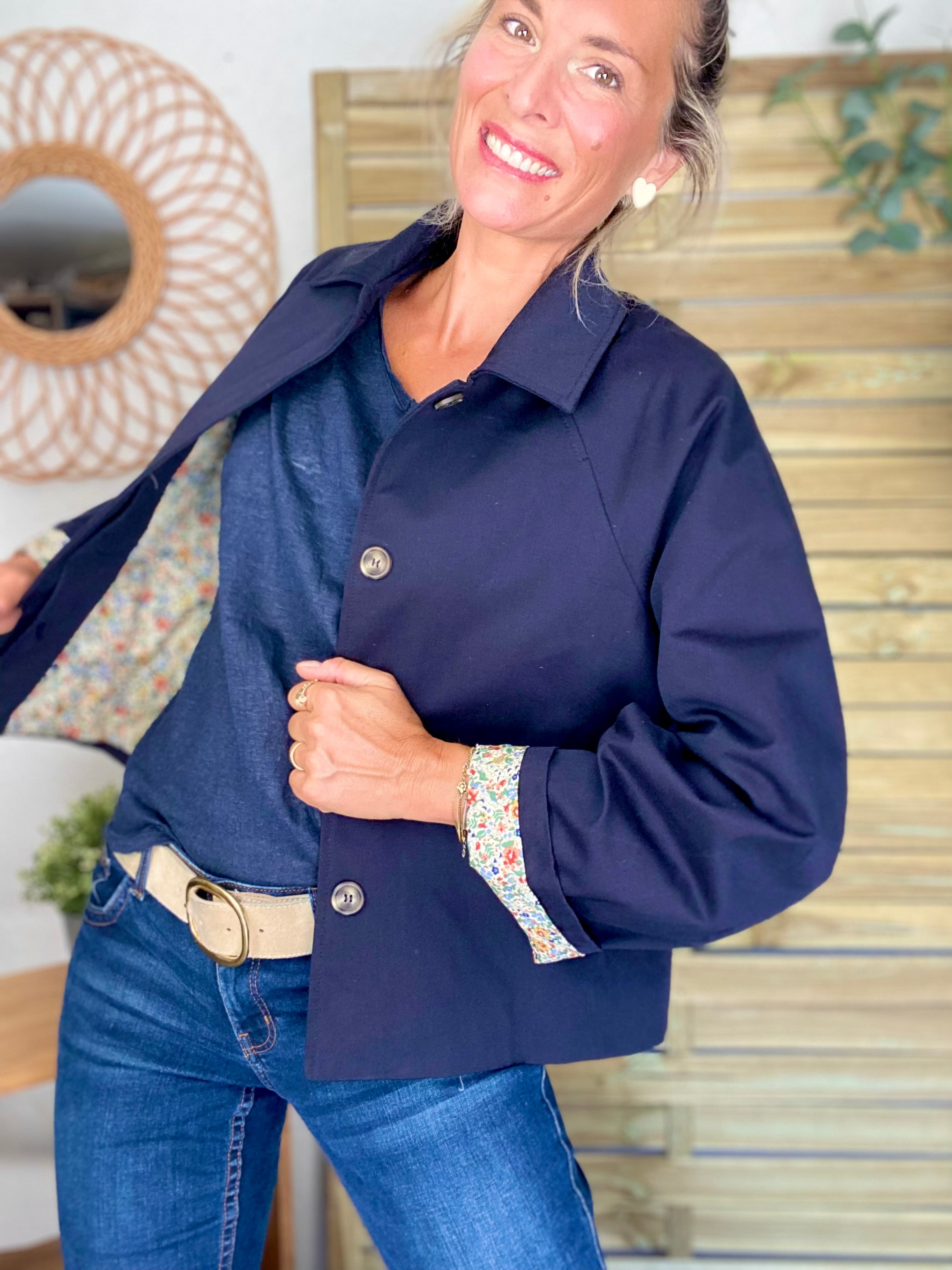 Veste Trench en coton bleu marine avec Liberty - MAHAUT
