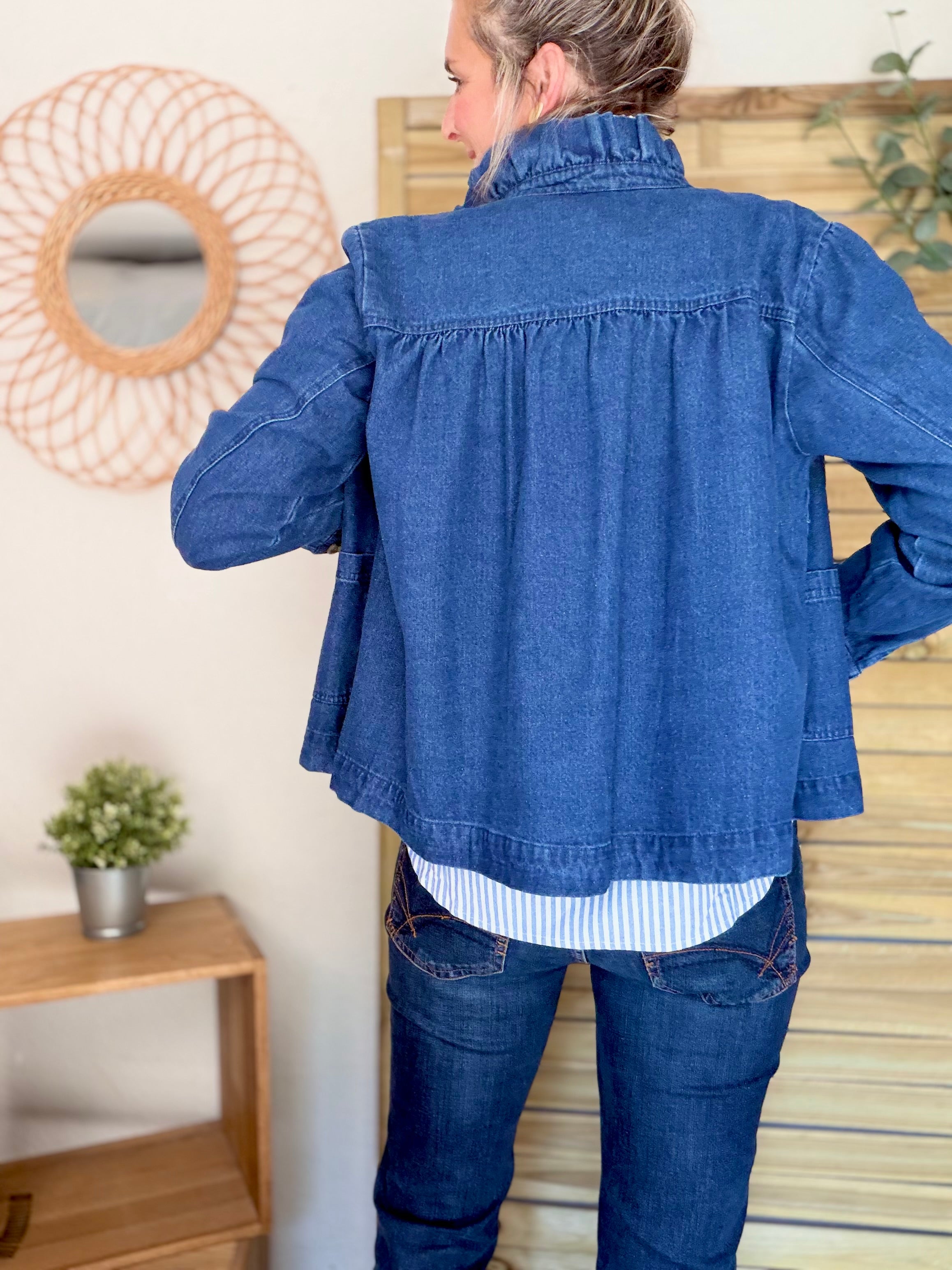 RETOUR EN STOCK MI JUIN - Veste courte légère en jean col volanté JUNON