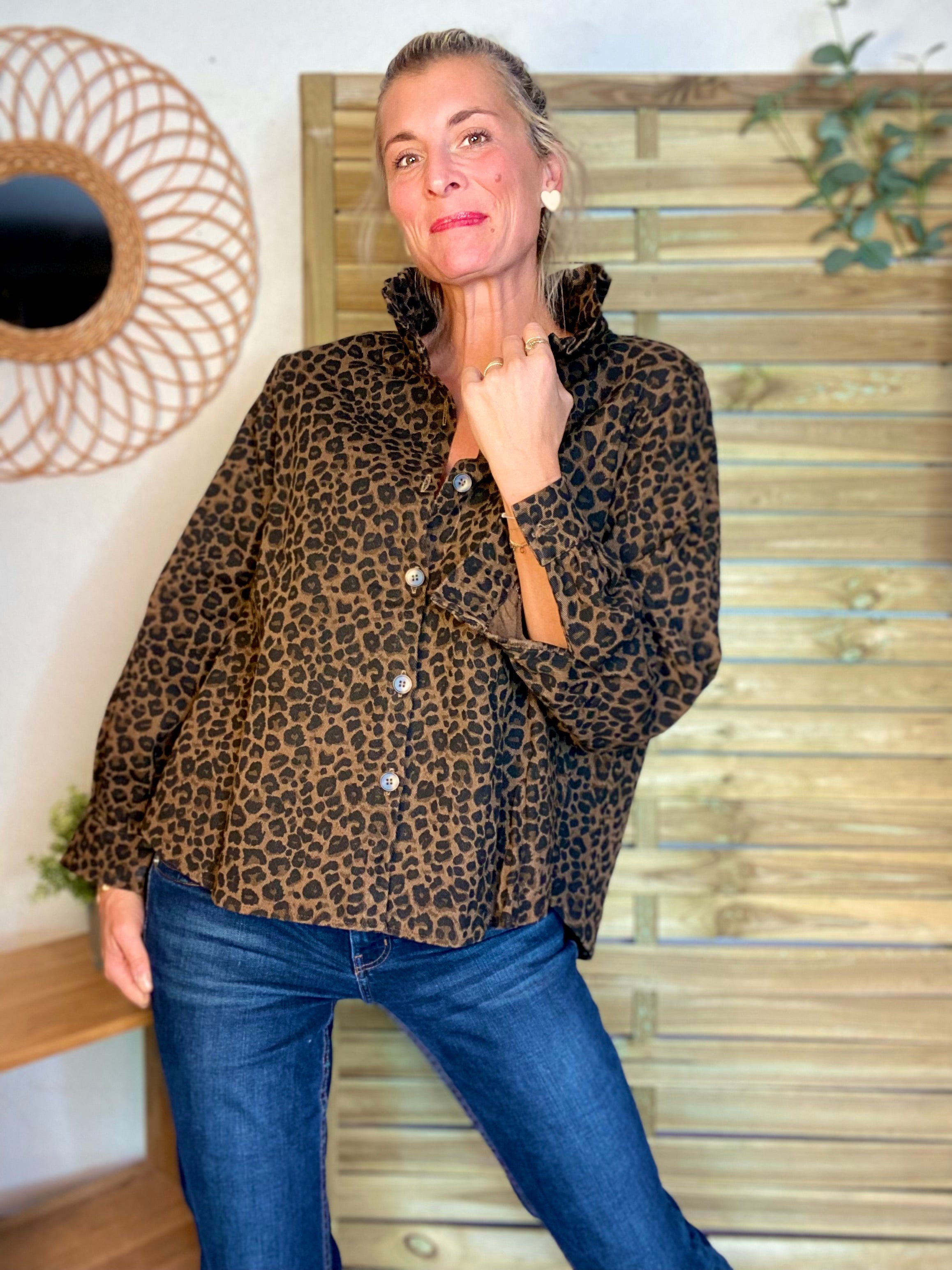 Veste / Chemise en coton, col victorien volanté LISA - Léo 🐆