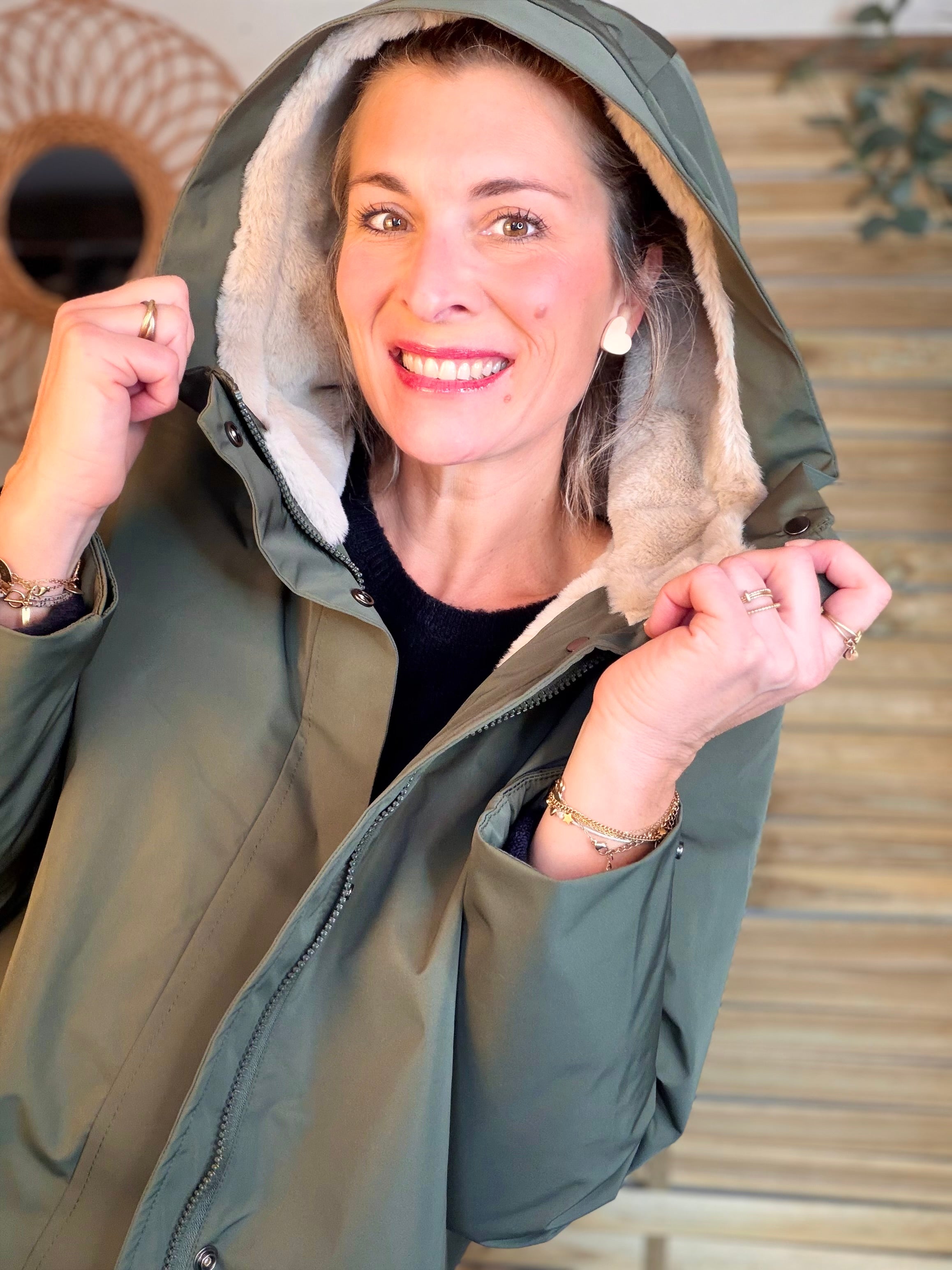 Parka fourrée imperméable AMBRE - Kaki / Beige - LAURA JO