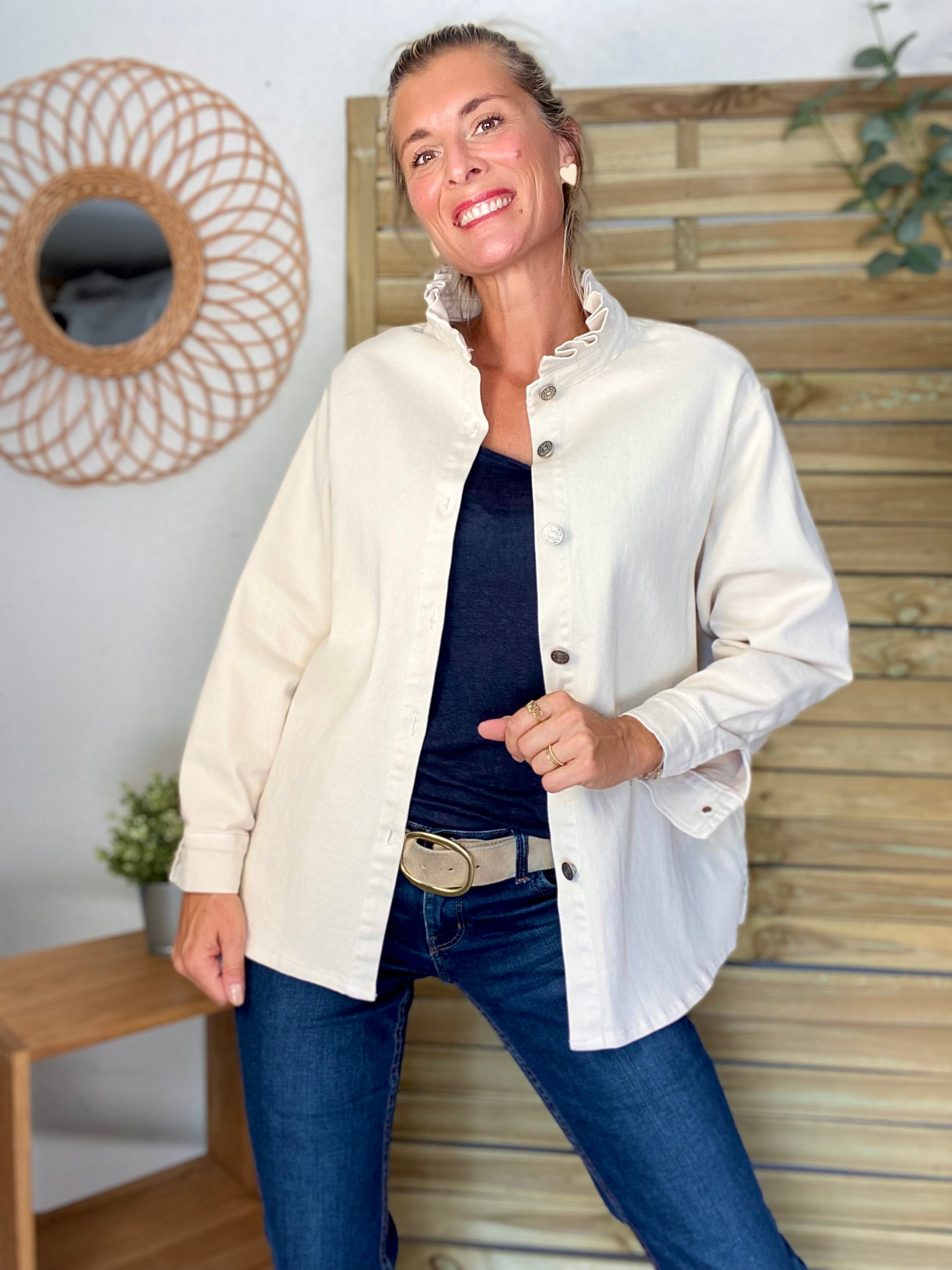 Veste / Chemise en coton, col victorien volanté Beige clair LISON