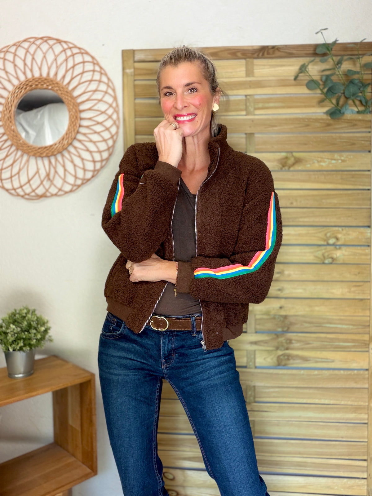 Veste Sherpa zippée bandes Arc-en-ciel CORALIE Chocolat 🌈