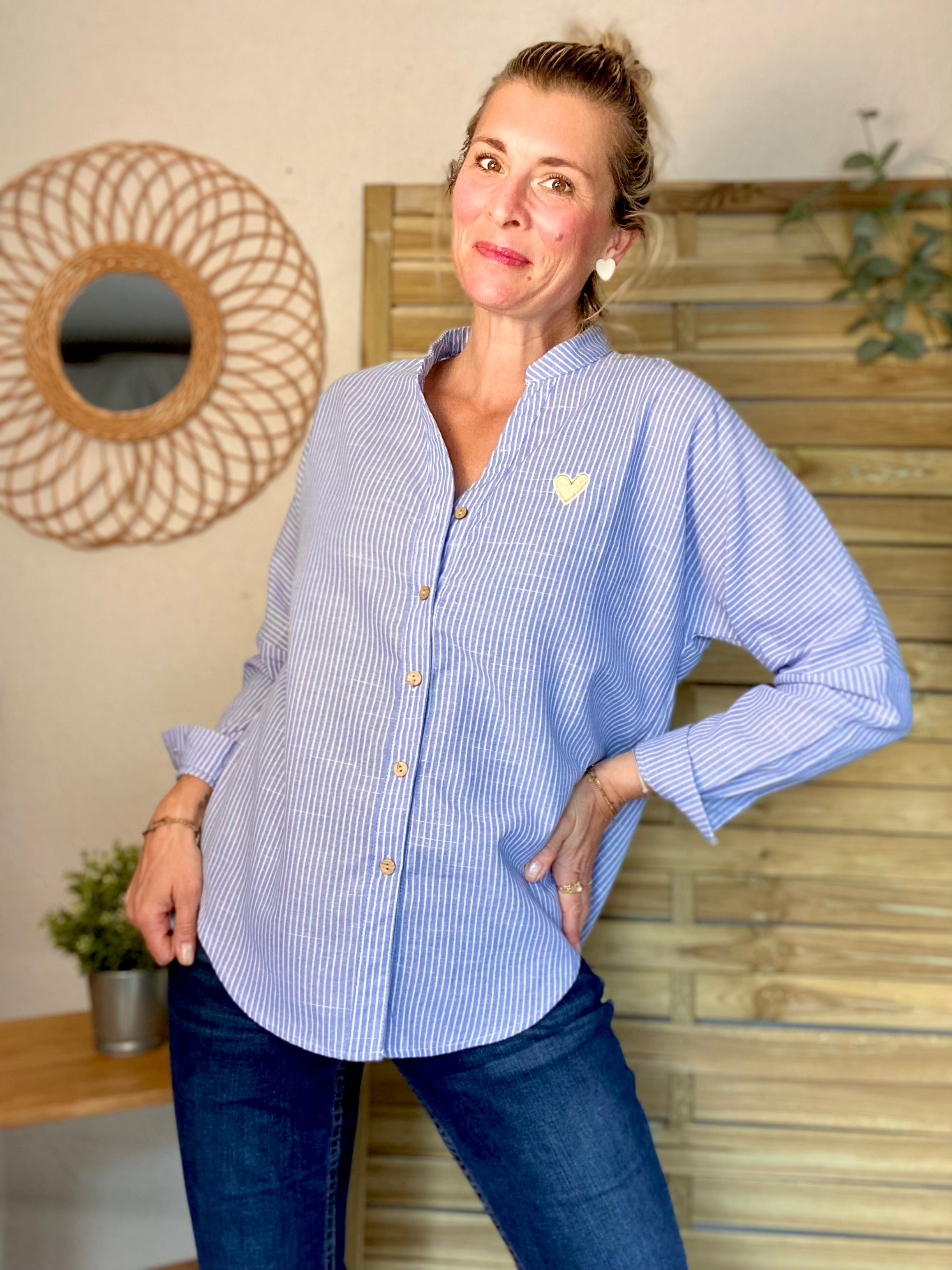 Chemise à rayures bleues (avec ou sans coeur💛)- MARGOT