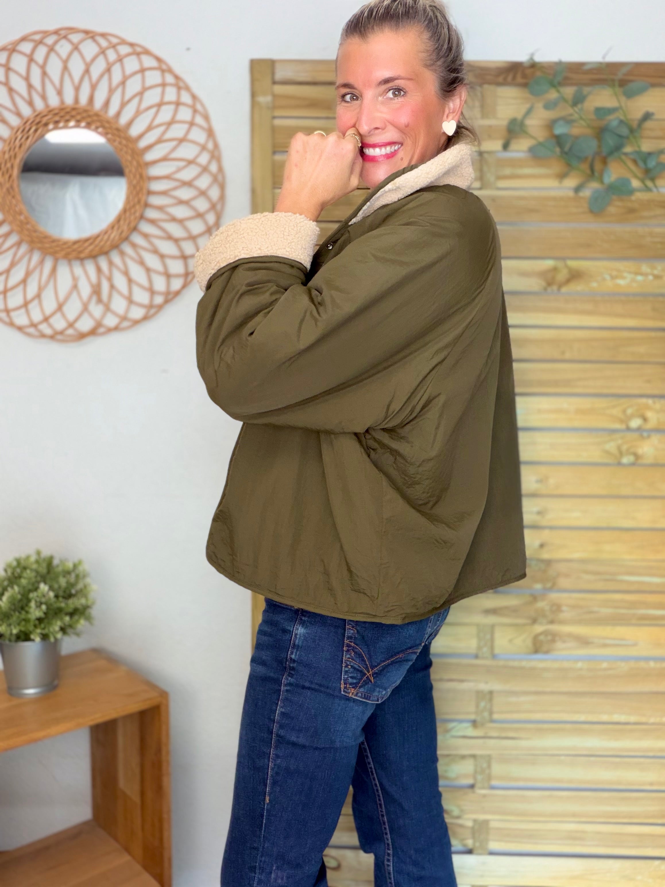 Veste matelassée réversible Sherpa AMÉLIE Kaki / Beige