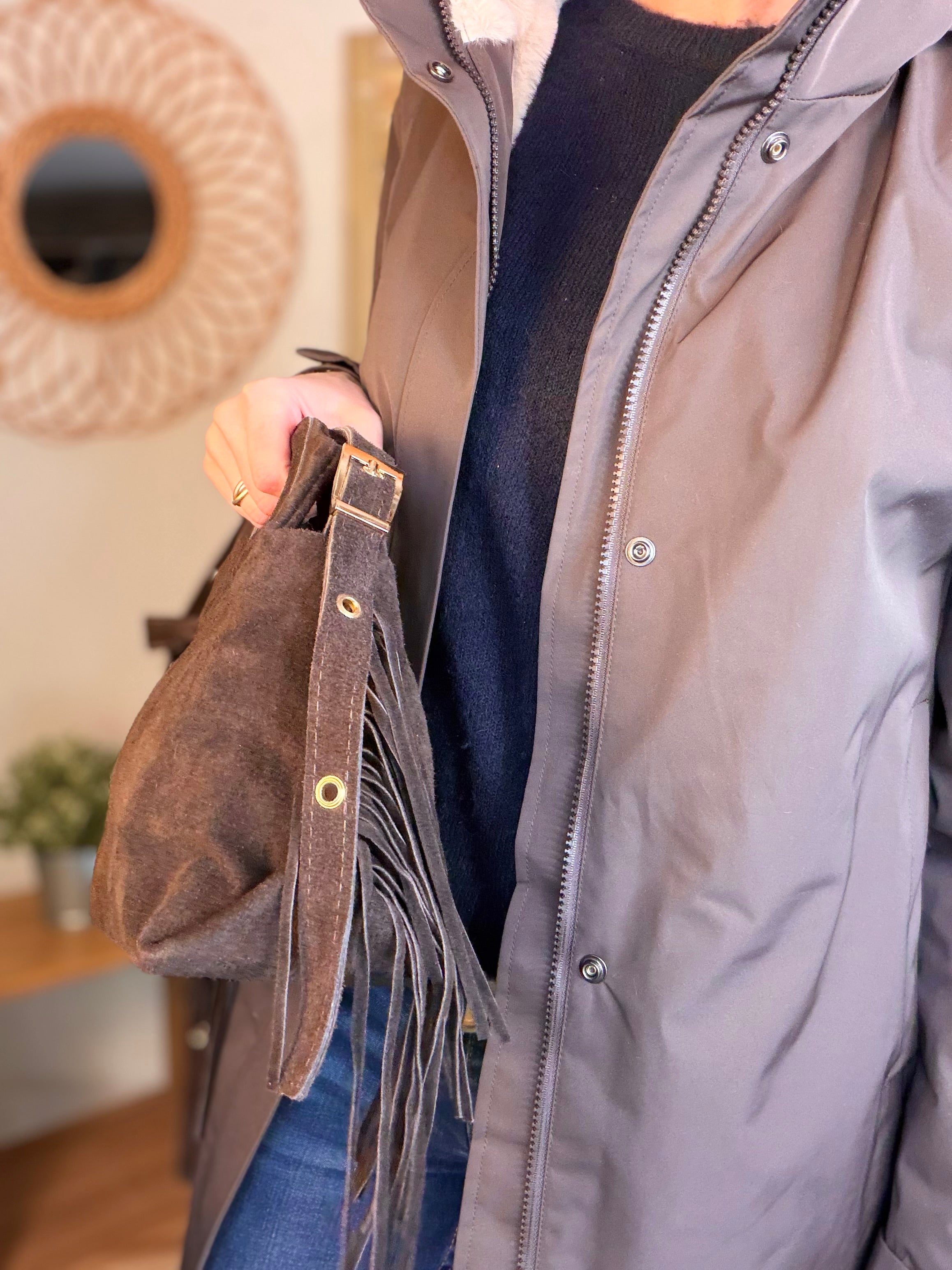 Sac en cuir daim avec franges LOGAN - Chocolat