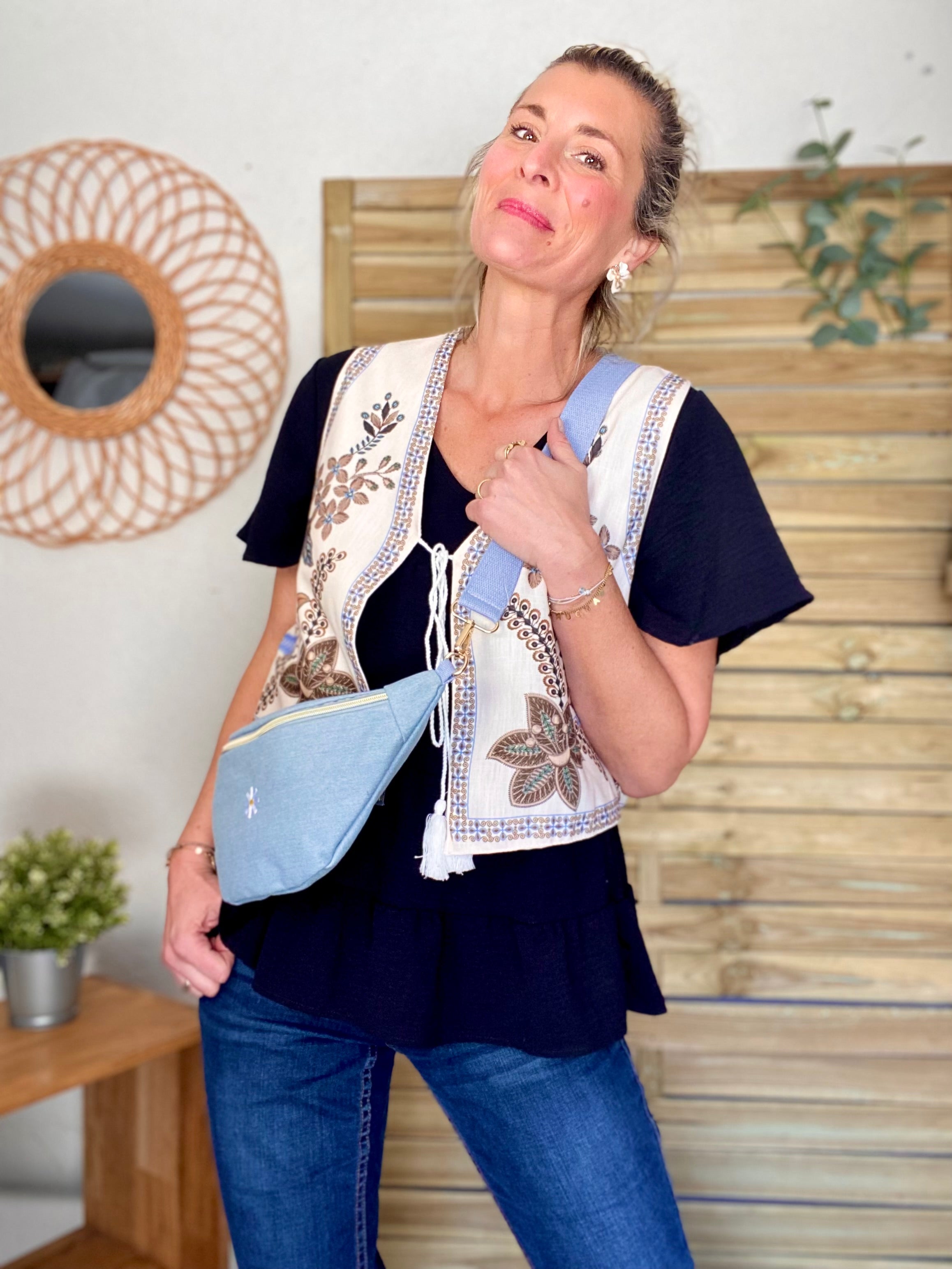 Gilet boléro fleuri Camel bleu MAXINE