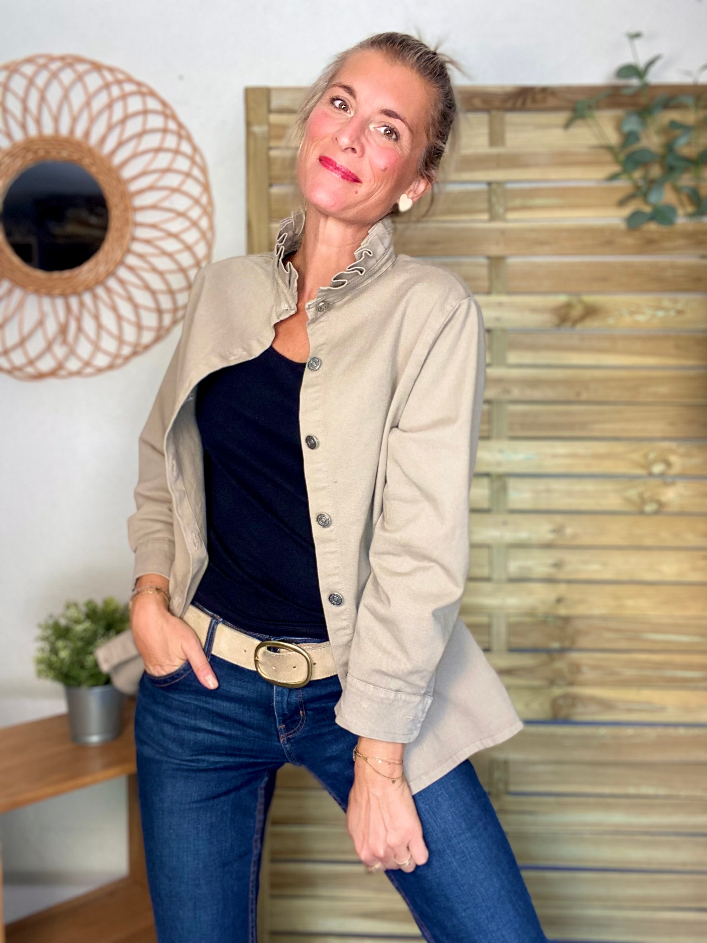 Veste / Chemise en coton, col victorien volanté Beige taupe LISON
