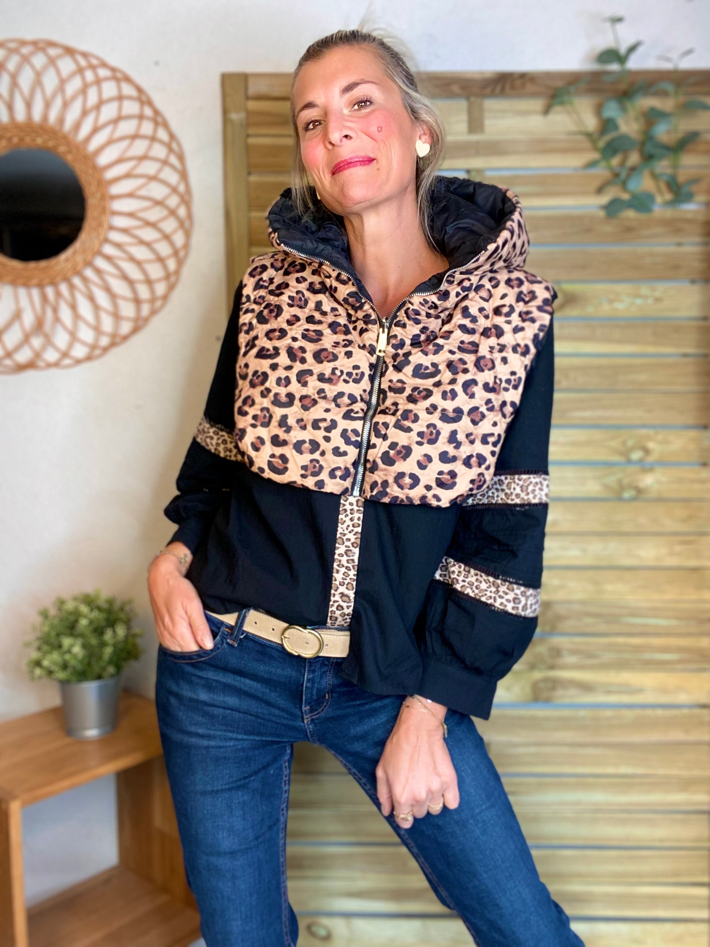 Col capuche amovible ARCHIE - Noir Léo 🐆