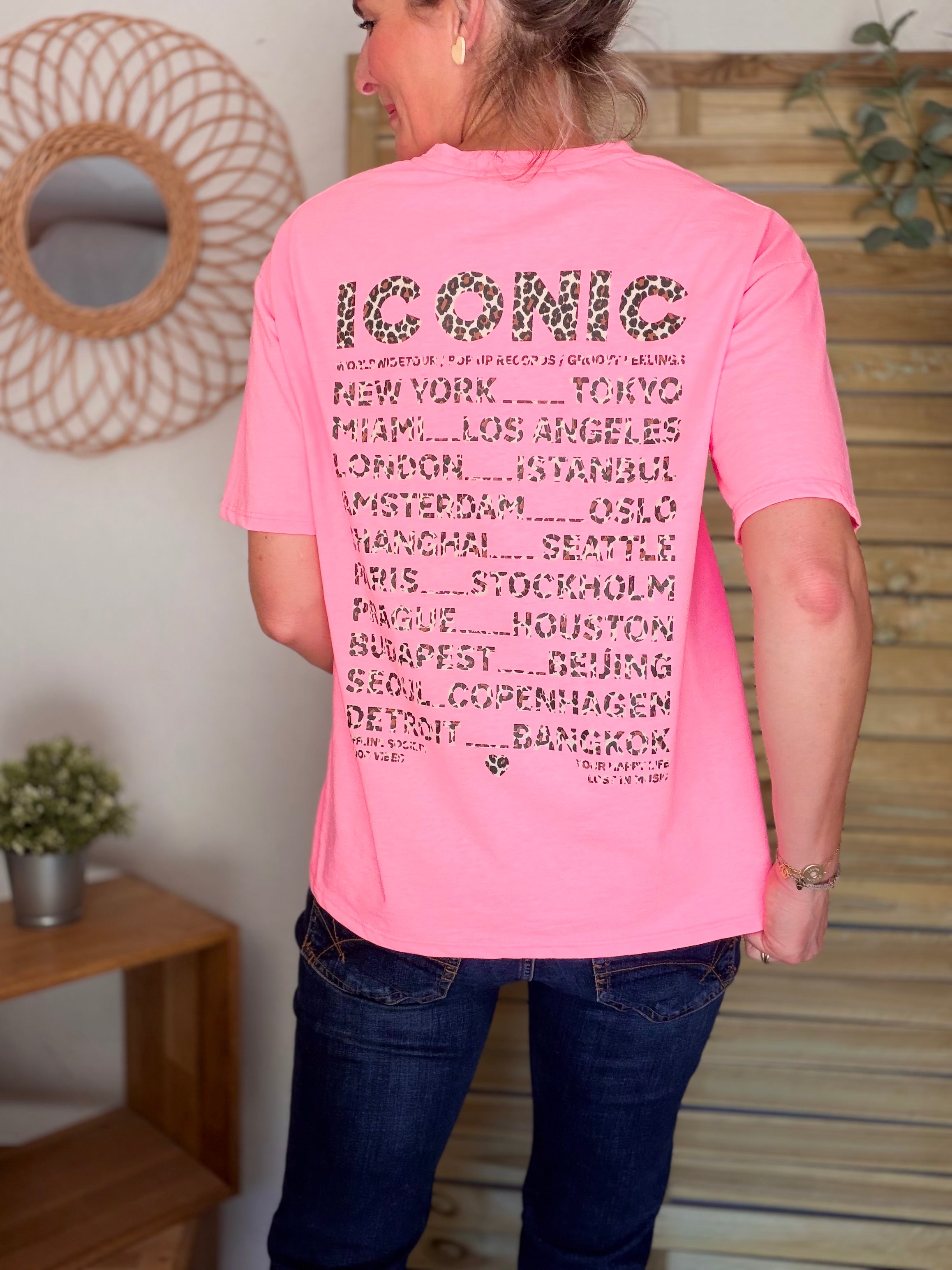 Tee shirt ICONIC Léo LÉONA Rose fluo