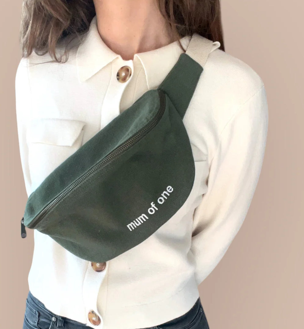 Sac banane en toile MUM OF - Kaki - FAMILY IMPACT STORIES