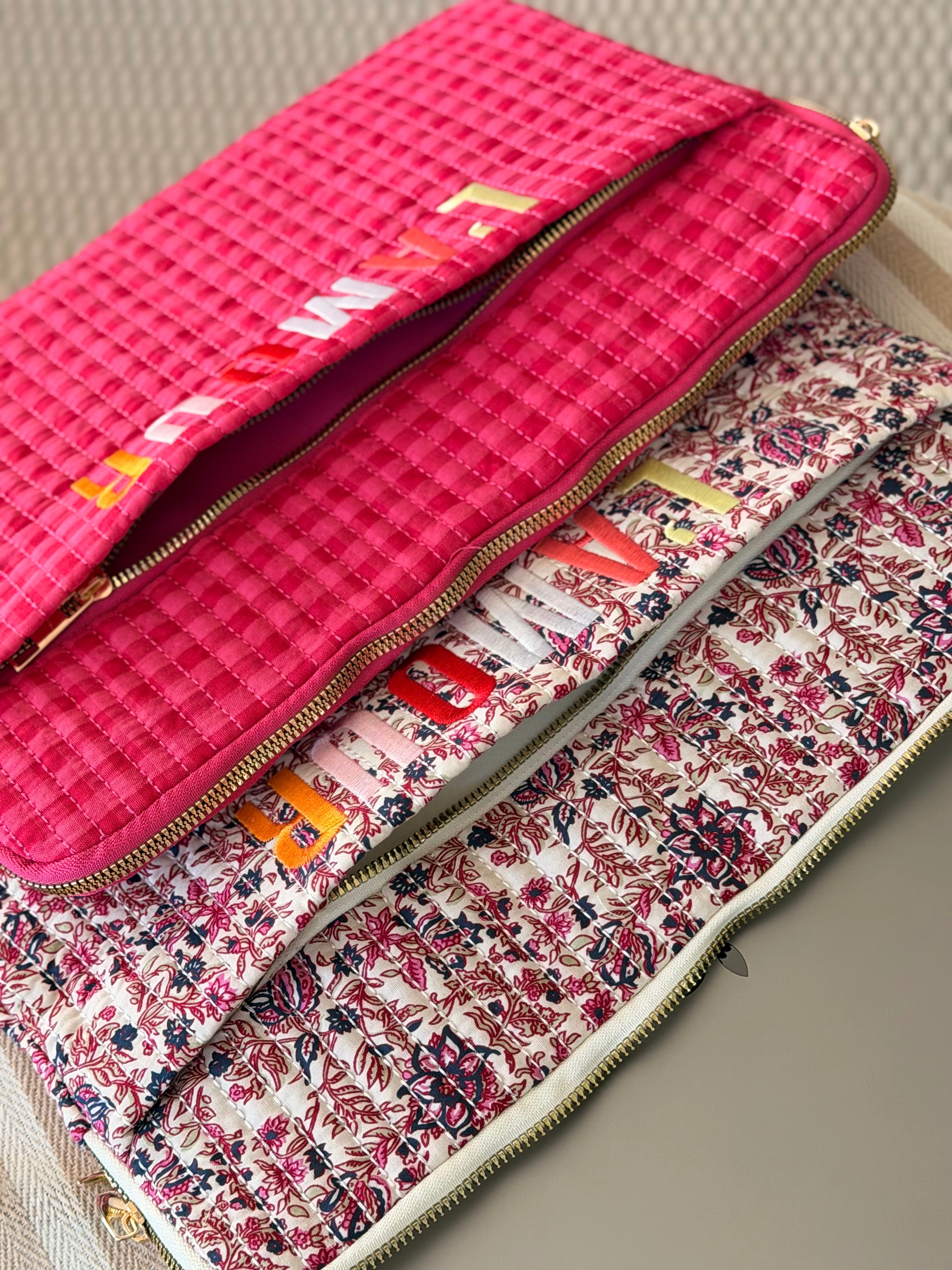 Pochette matelassée pour ordinateur 13´ L’AMOUR
