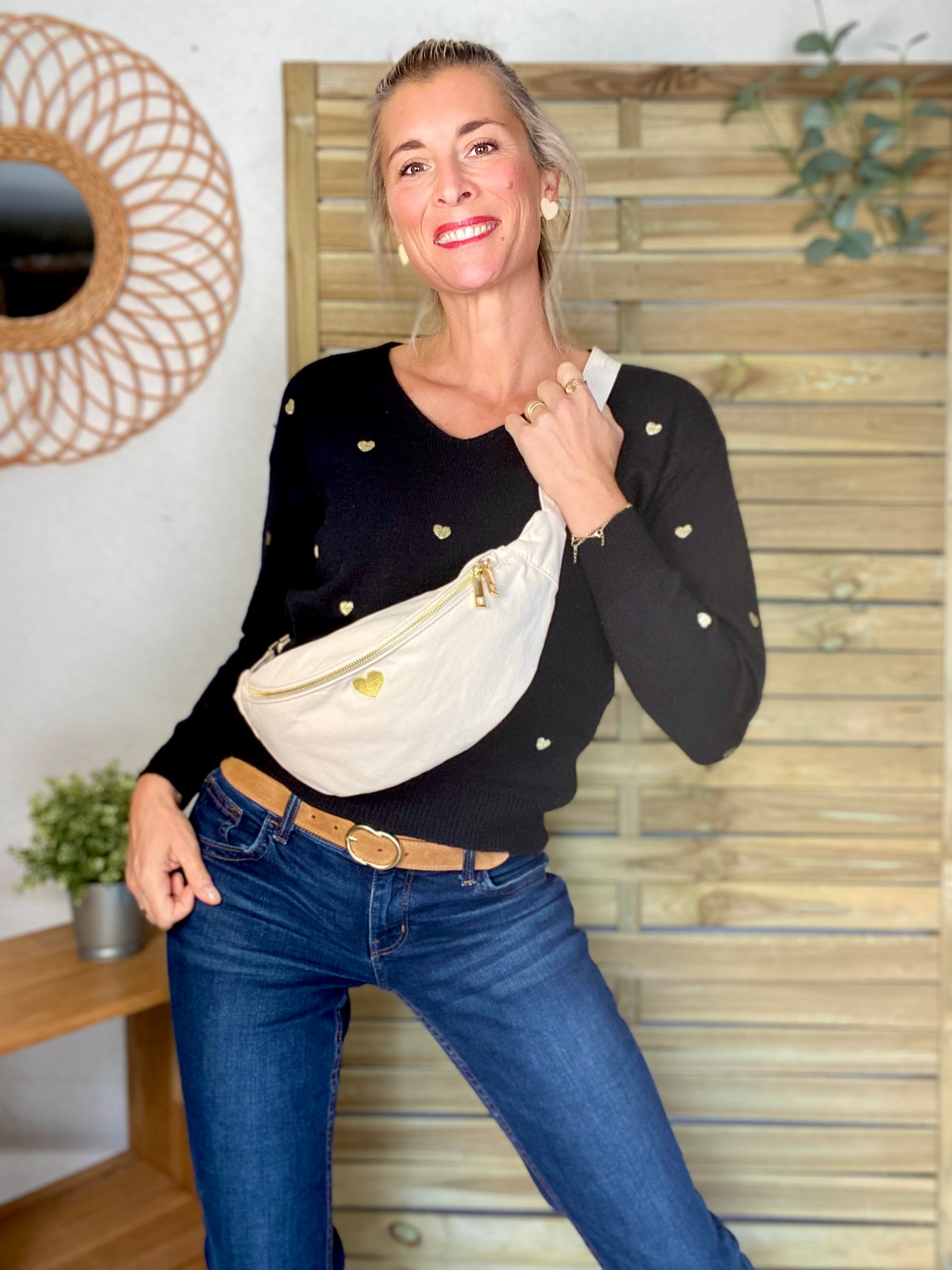 Sac banane en coton Coeur brodé 💛 CASSIDY - Écru