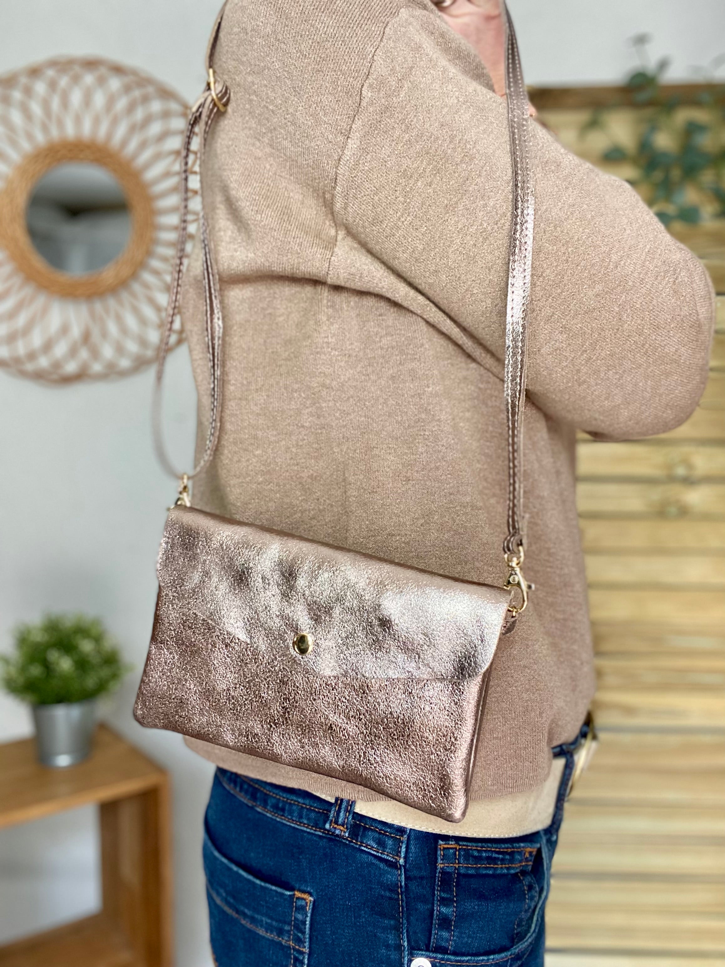 Sac bandoulière / Pochette en cuir irisé - BETTY - Bronze