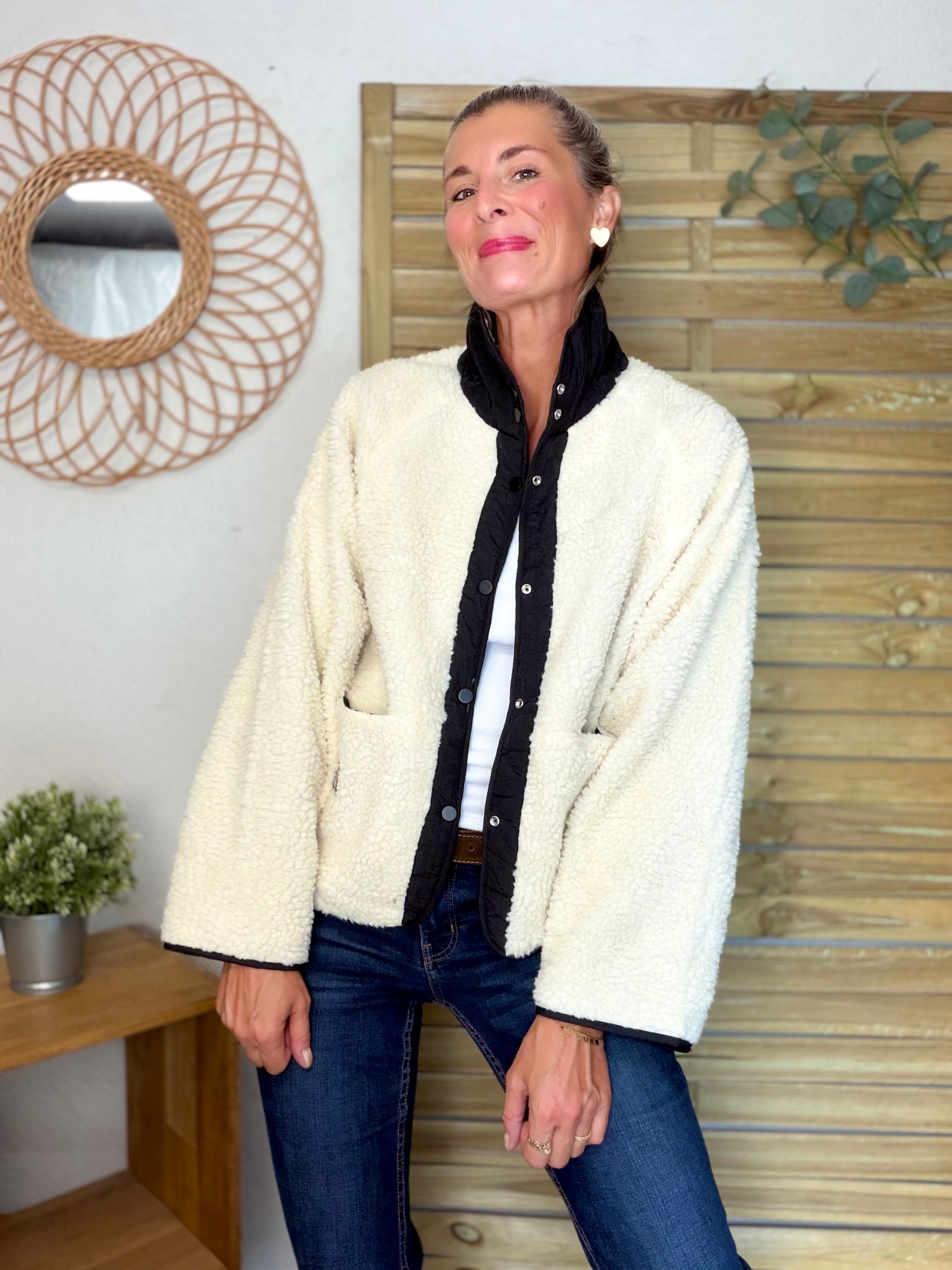 Veste matelassée réversible Sherpa AMÉLIE Noir / Écru