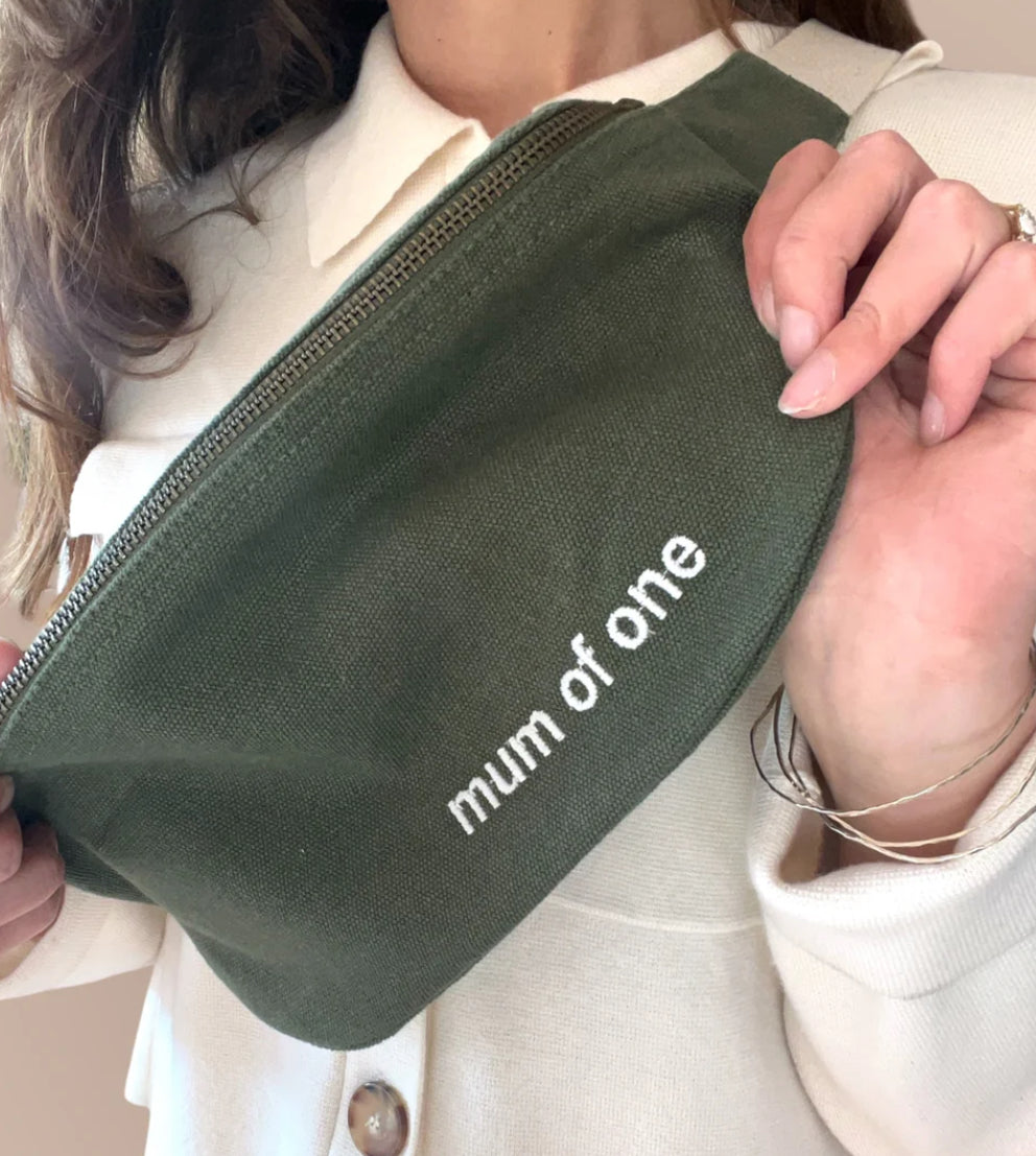 Sac banane en toile MUM OF - Kaki - FAMILY IMPACT STORIES