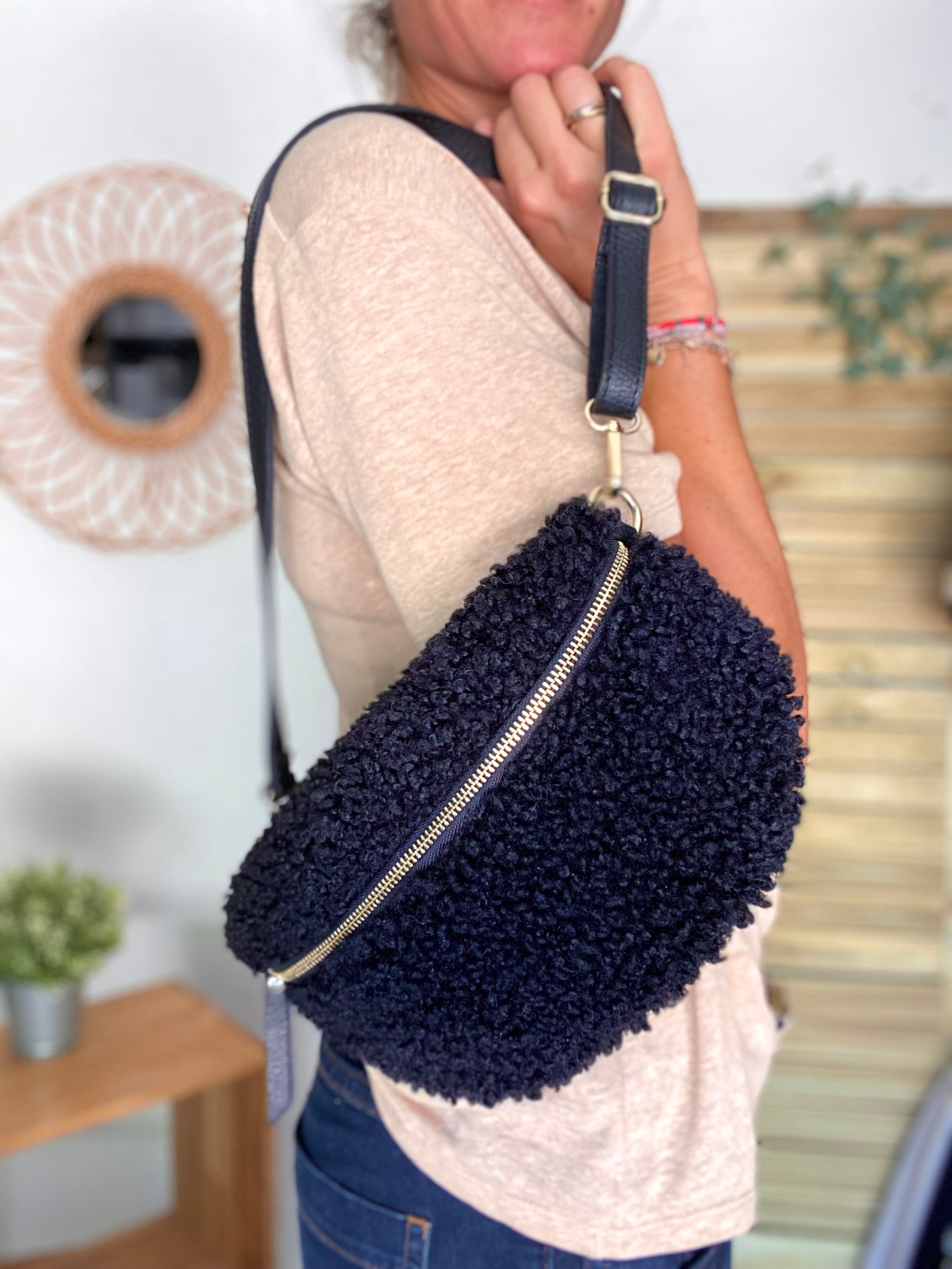 Sac banane Moumoute et cuir CARRY -  Noir