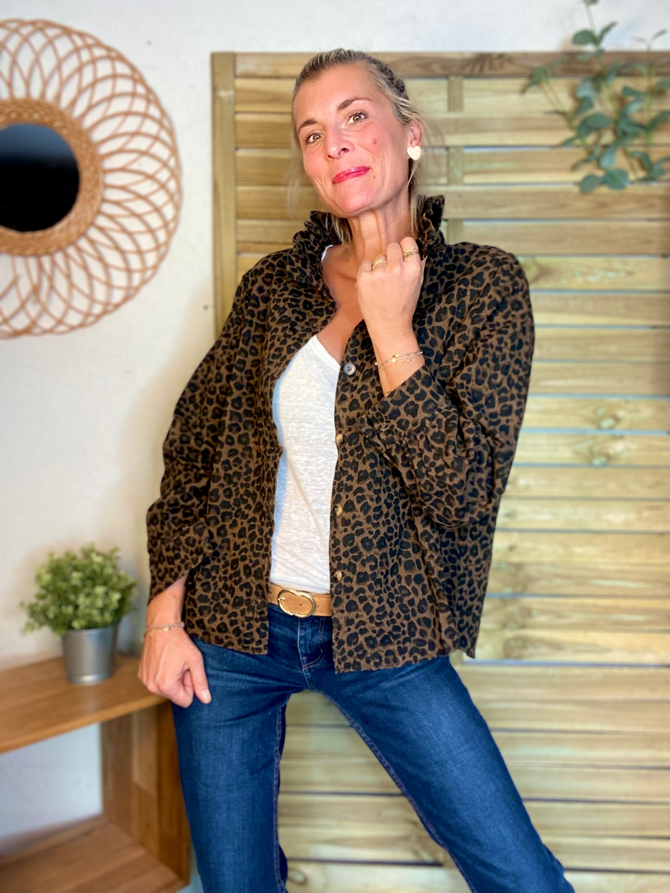 Veste / Chemise en coton, col victorien volanté LISA - Léo 🐆