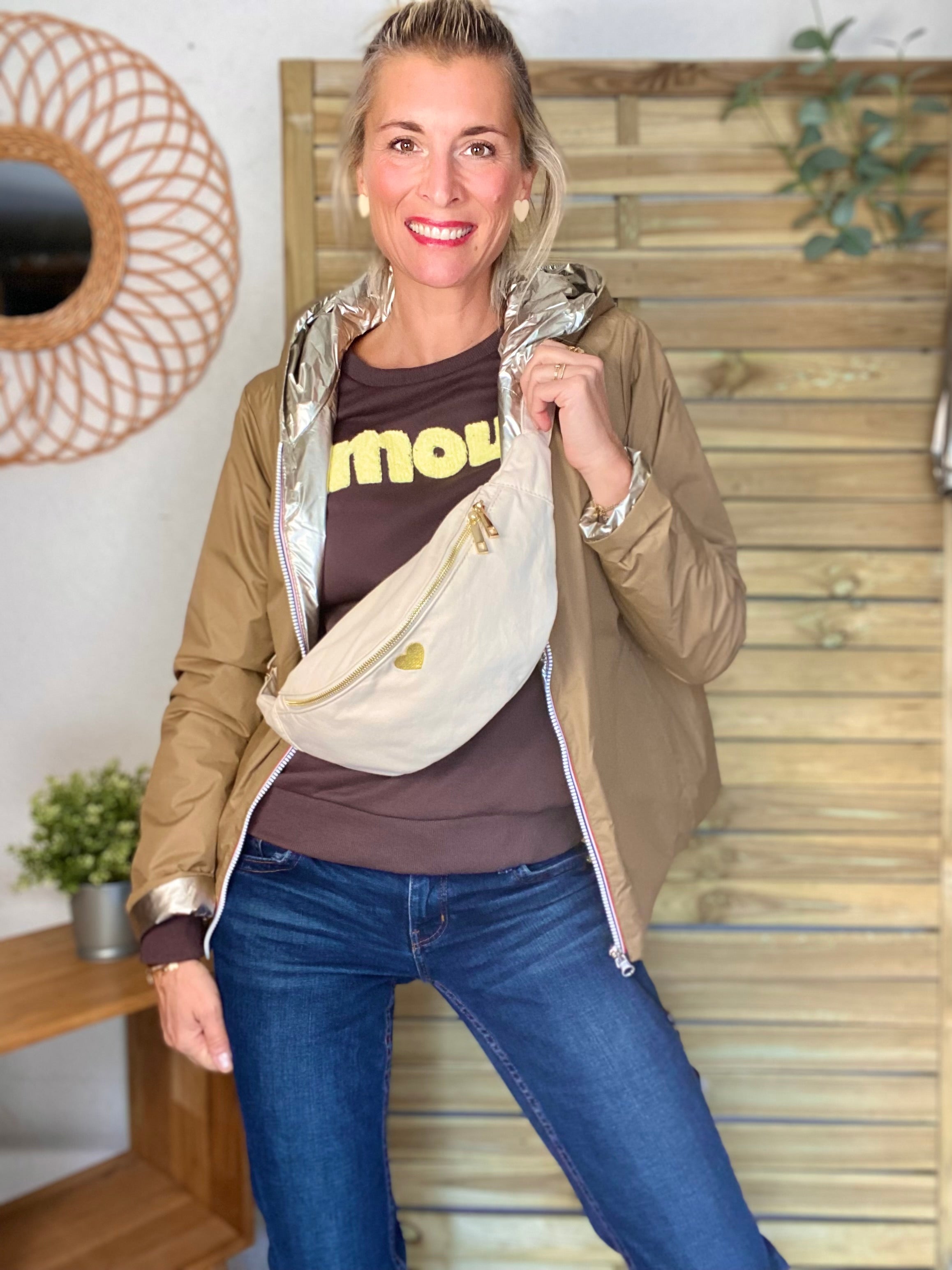 Sac banane en coton Coeur brodé 💛 CASSIDY - Écru