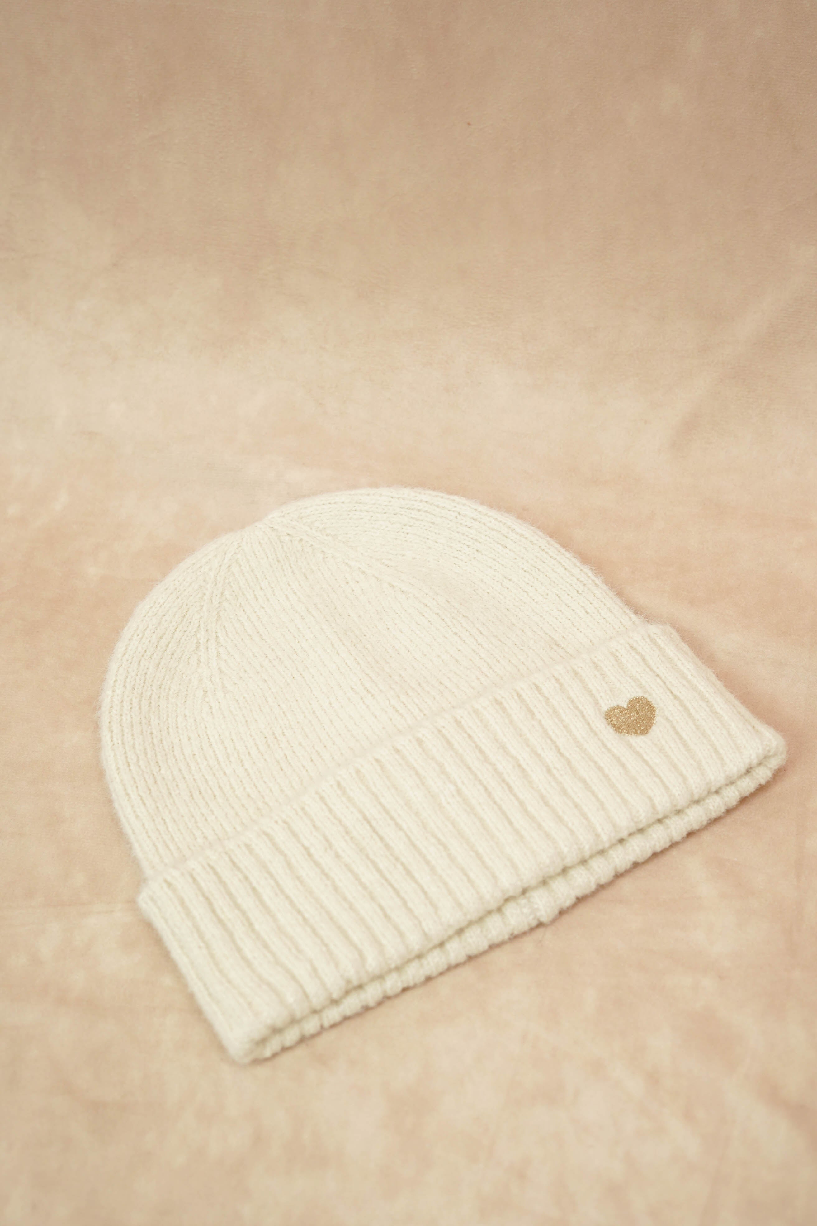 Bonnet avec cœur doré 💛 GABIN