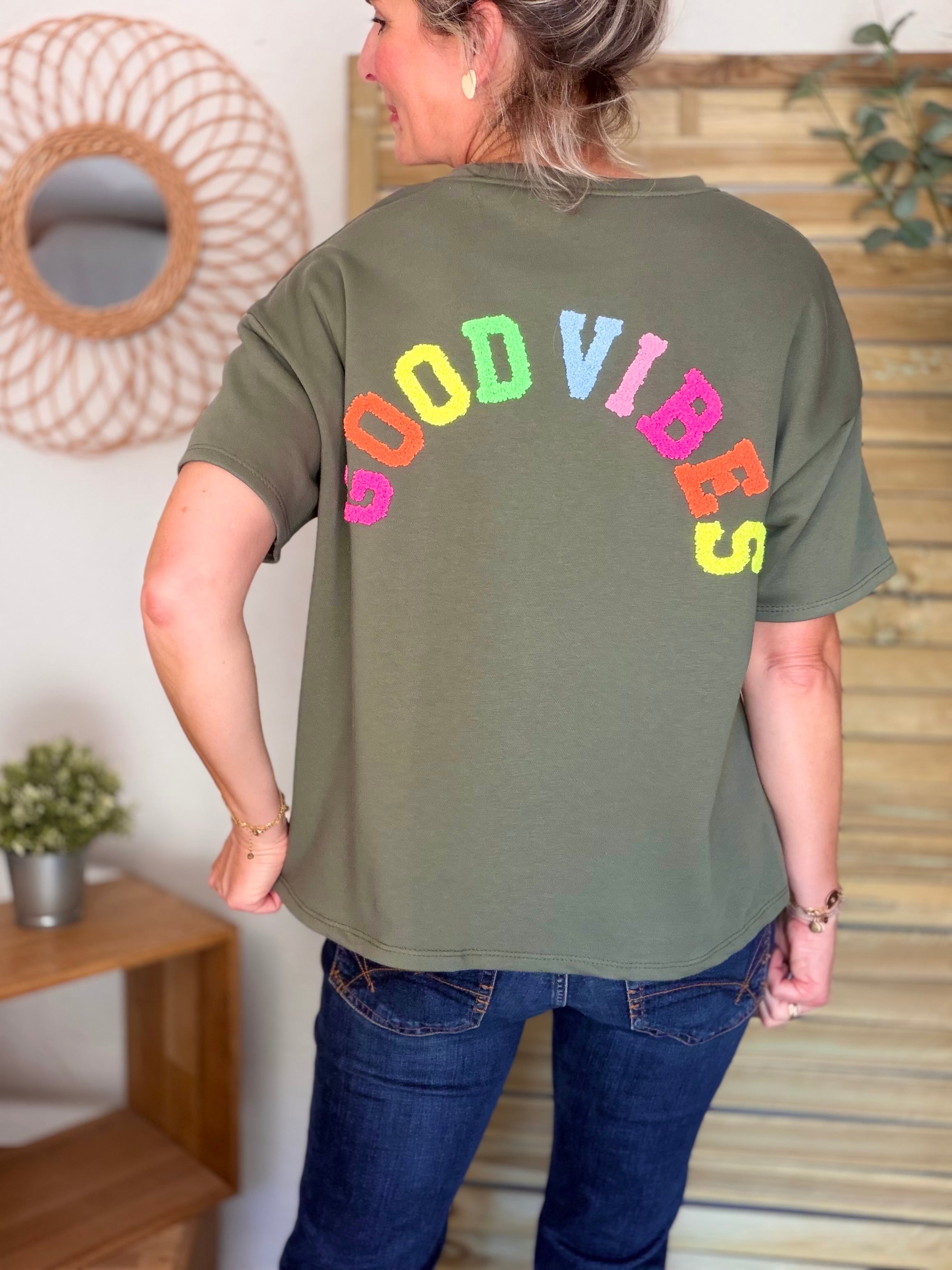 Tee shirt GOOD VIBES matière sweat - ALESSIA Kaki