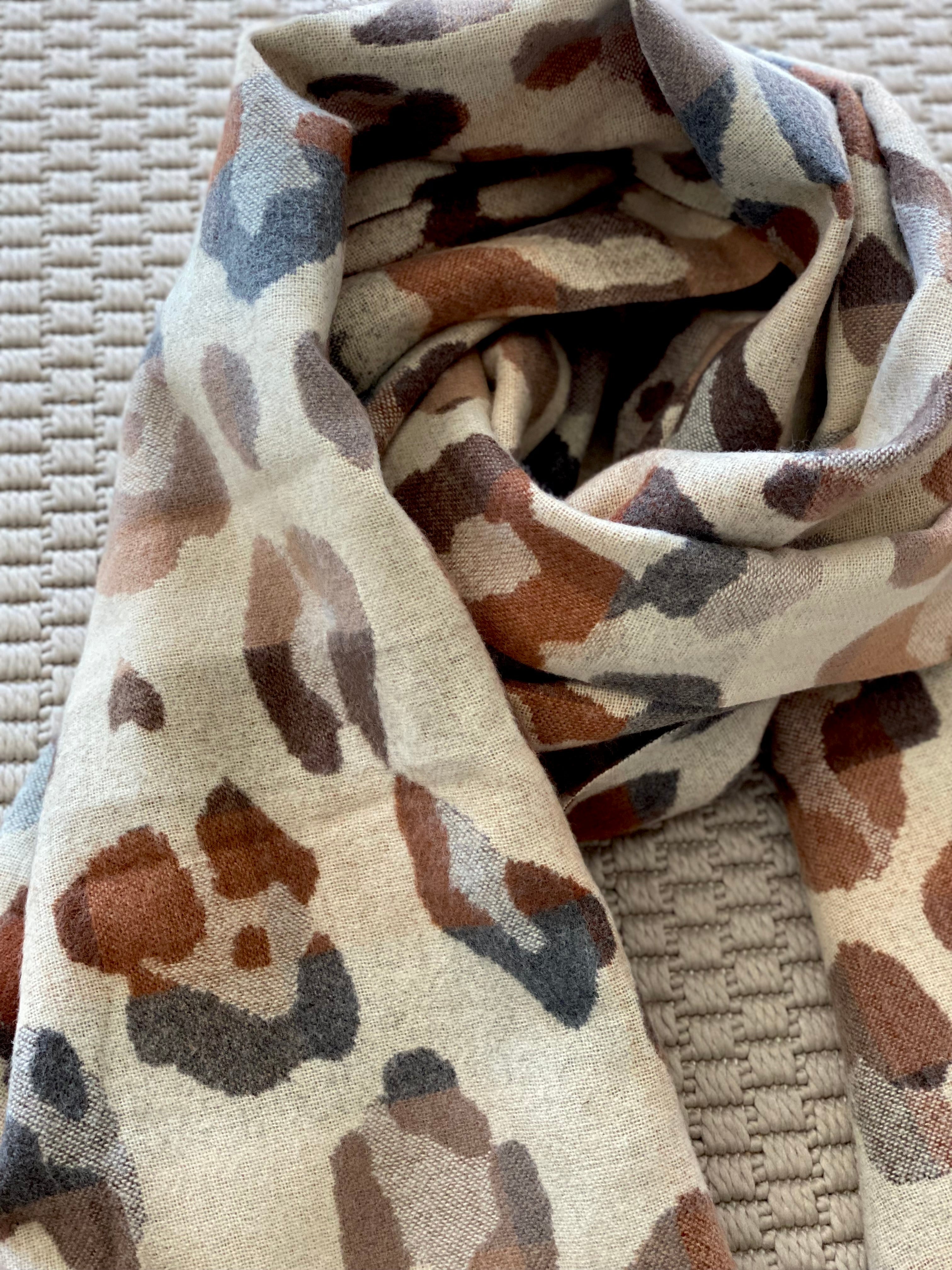 Écharpe douce AGNÈS Léo Beige 🐆