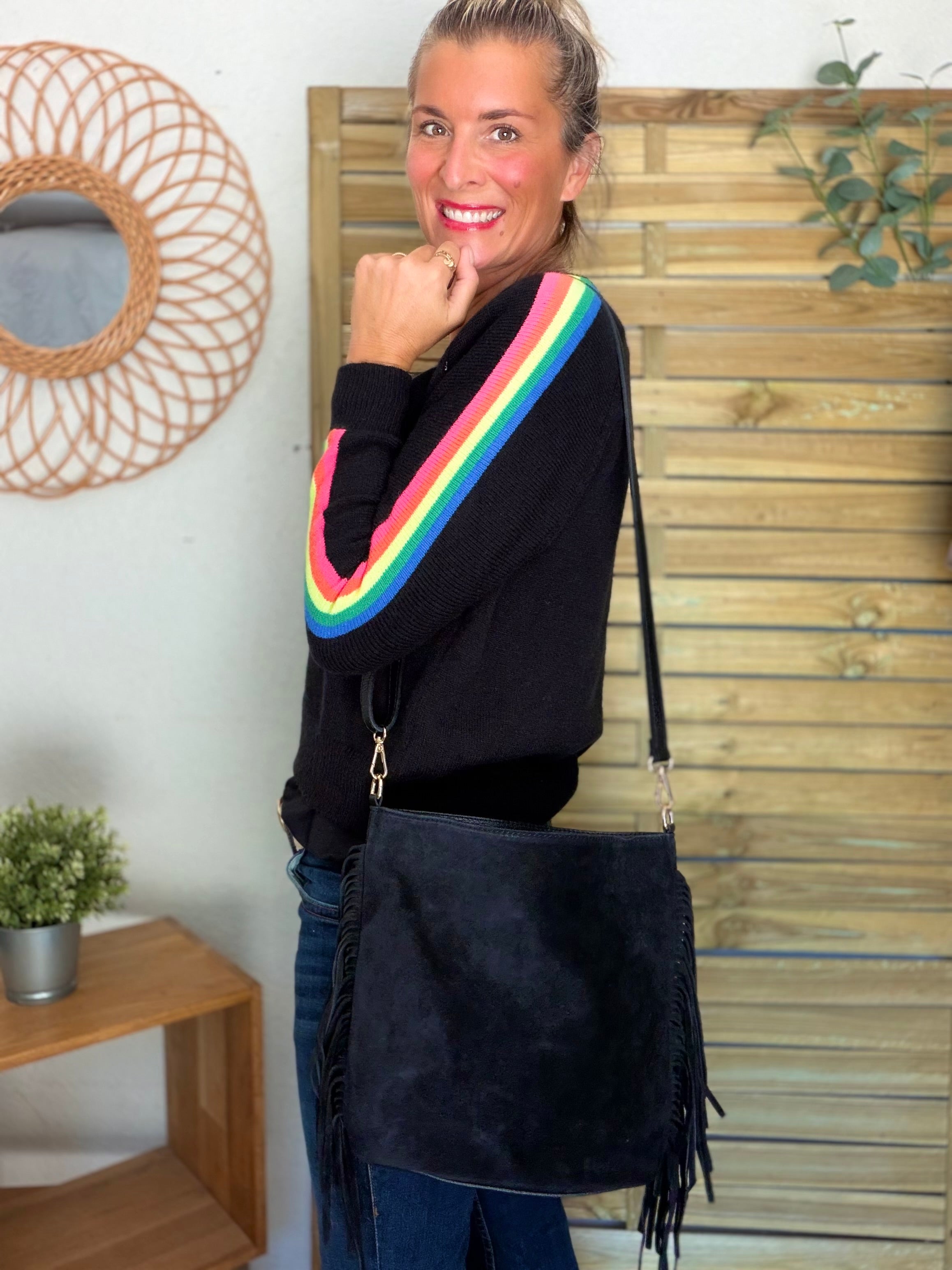 Sac seau en cuir daim avec franges KYLIE - Noir