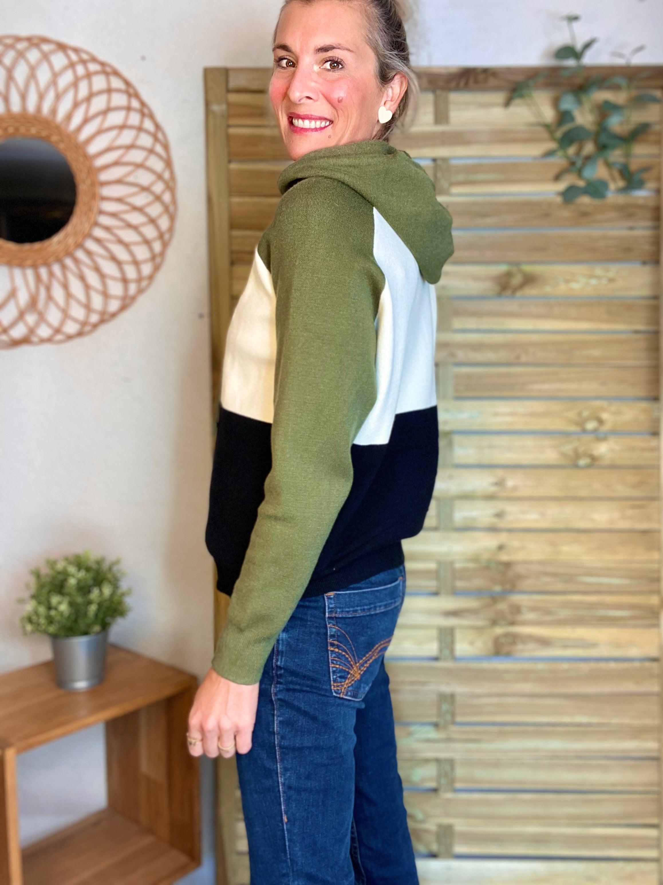 Pull à capuche AMOUR - NORA