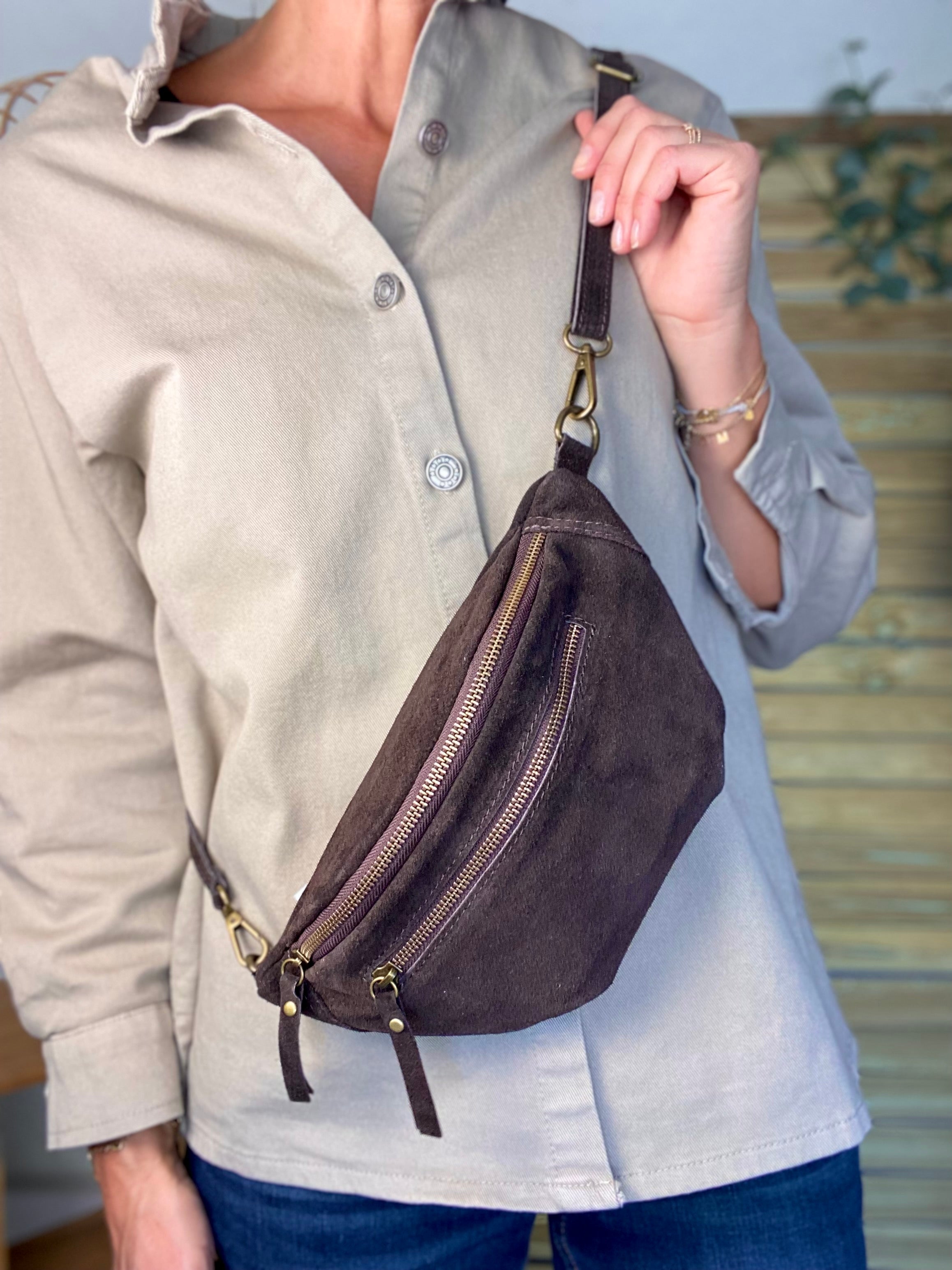 Sac banane double poche en cuir daim - OPALINE - Chocolat