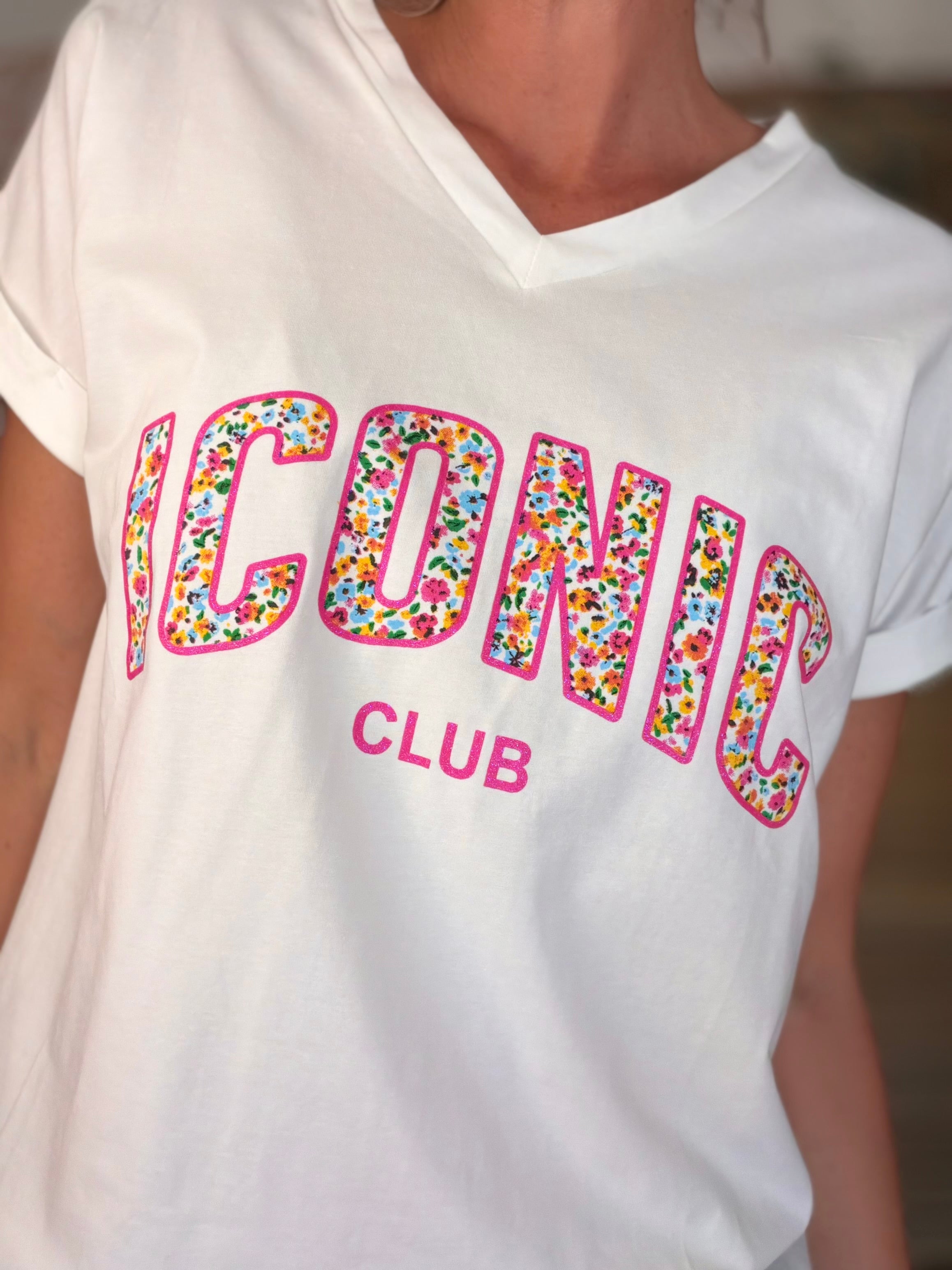 Tee shirt col V ICONIC club fleuri OLYMPE Écru