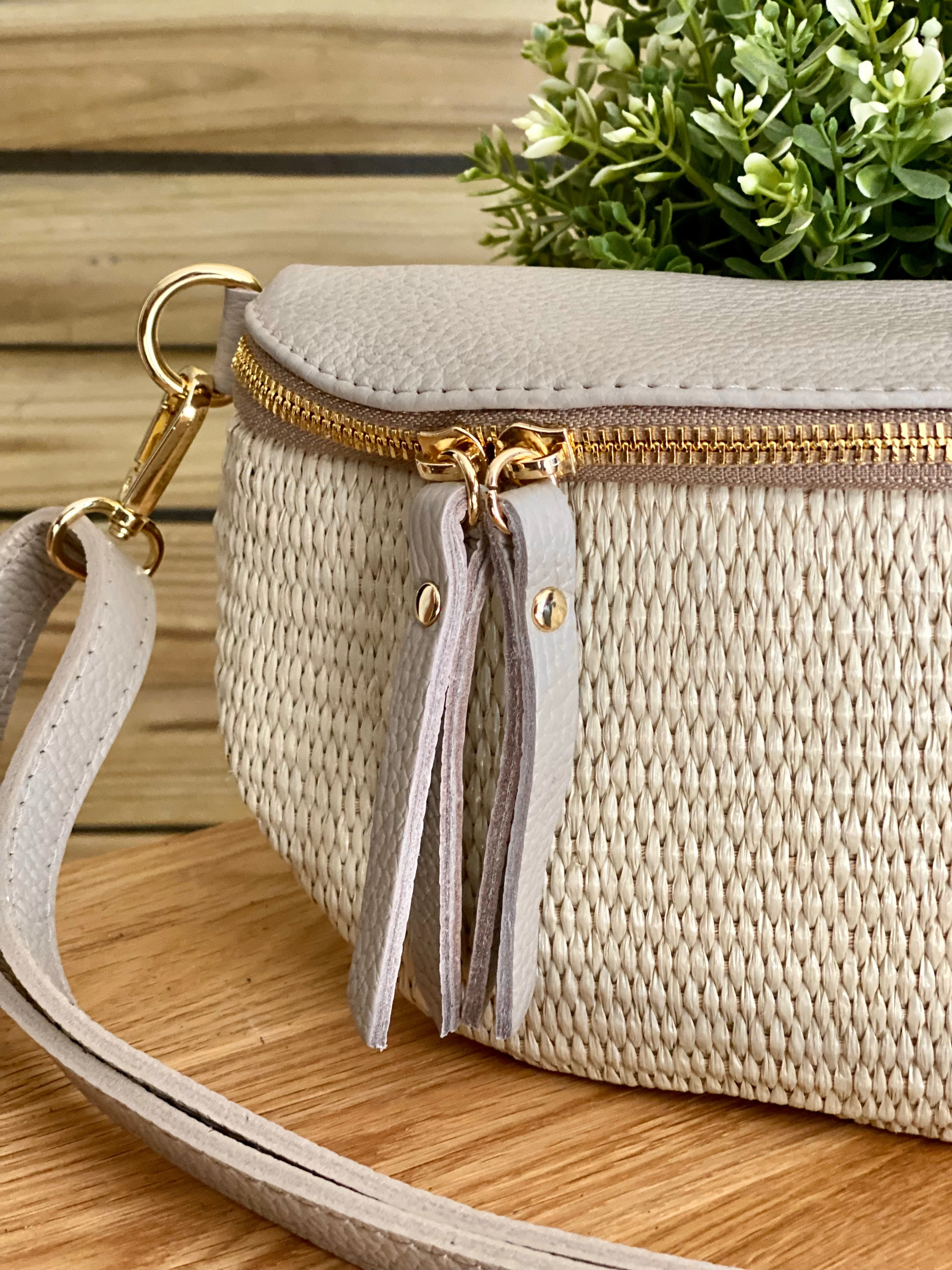 Sac banane bi-matière en cuir grainé beige - 28cm - JUNE