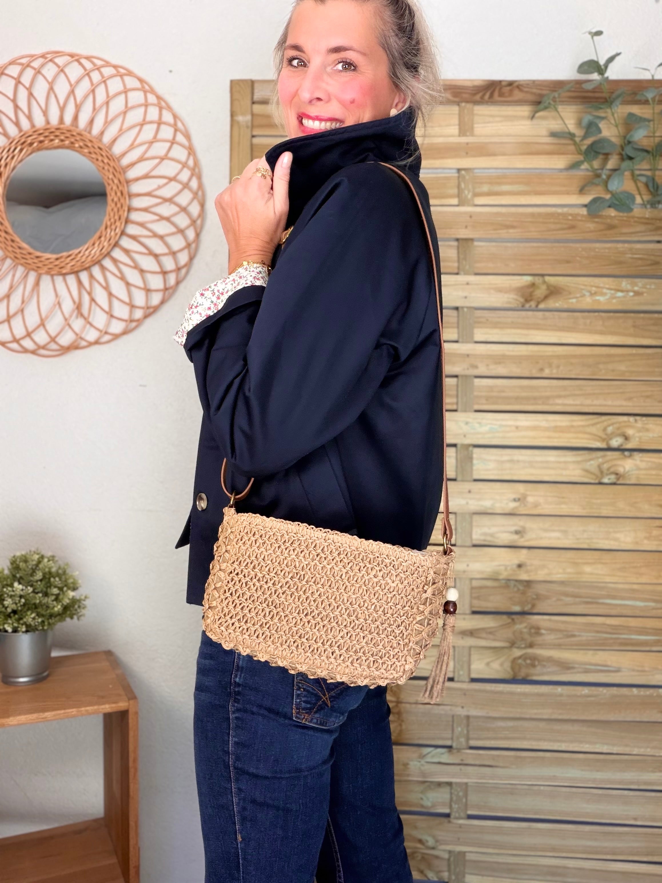 Sac pochette en raphia CORA Camel