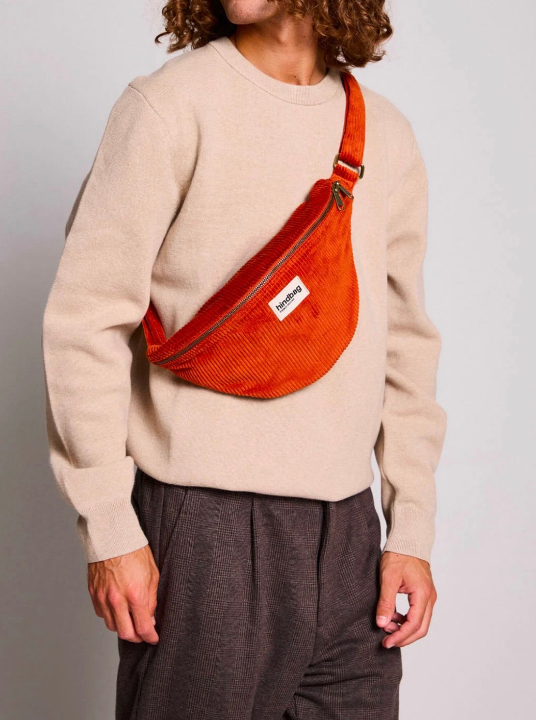Sac banane XL HINDBAG Sasha Velours Brique