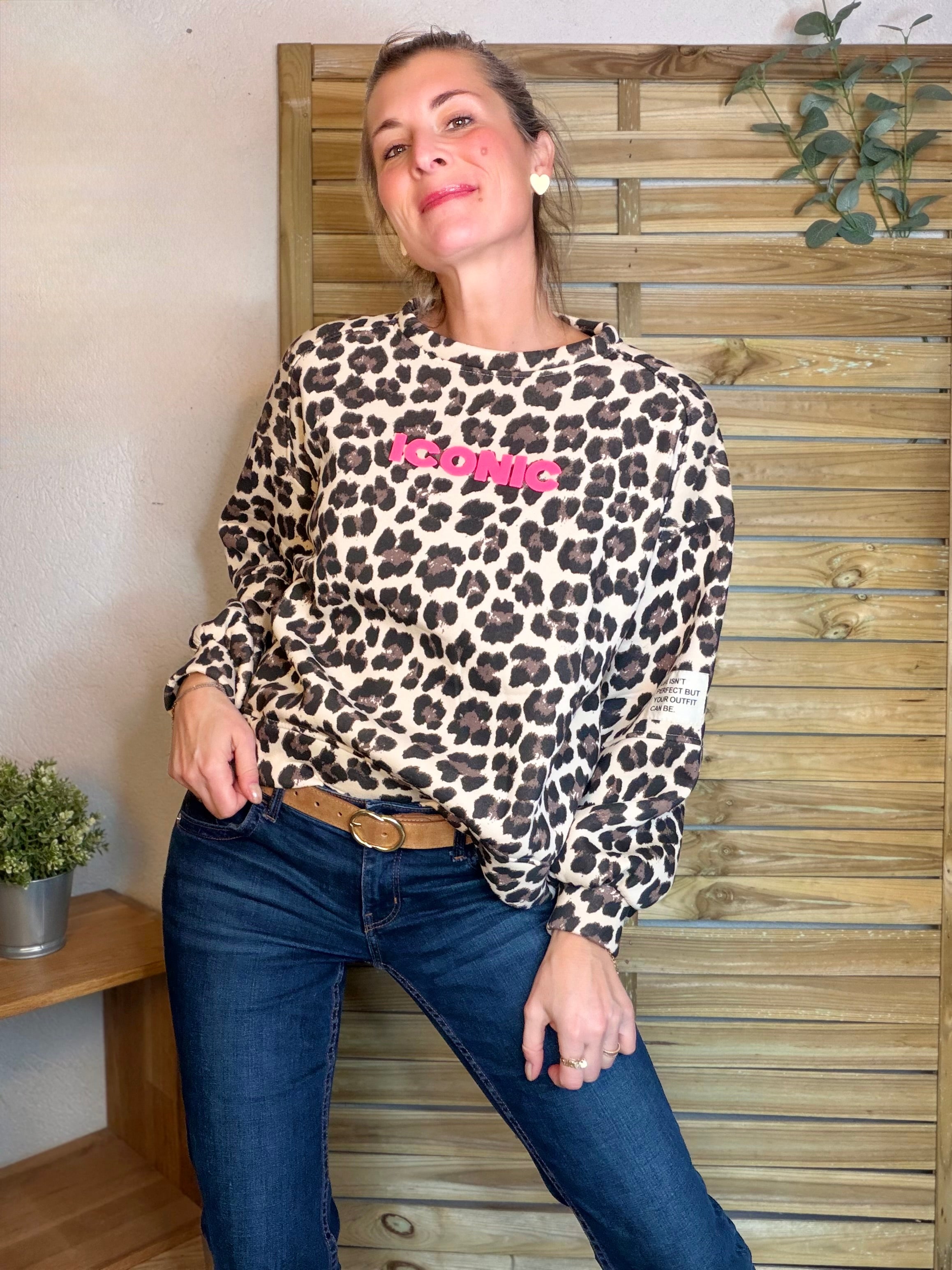 Sweat molleton imprimé Léo beige ICONIC 🐆 MANON