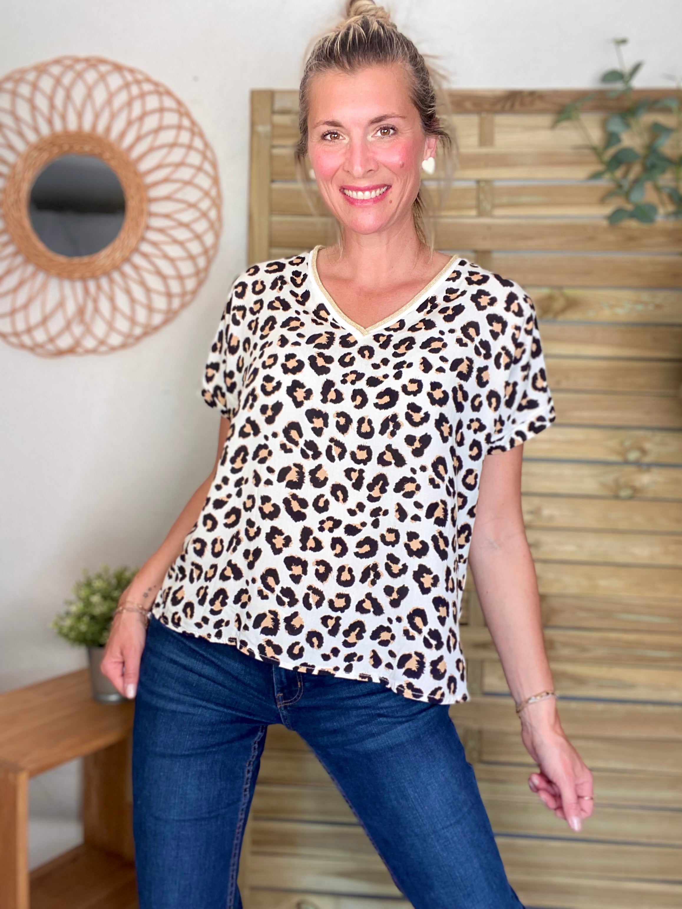 Top imprimé Léo col V avec lurex MISHA - Noir