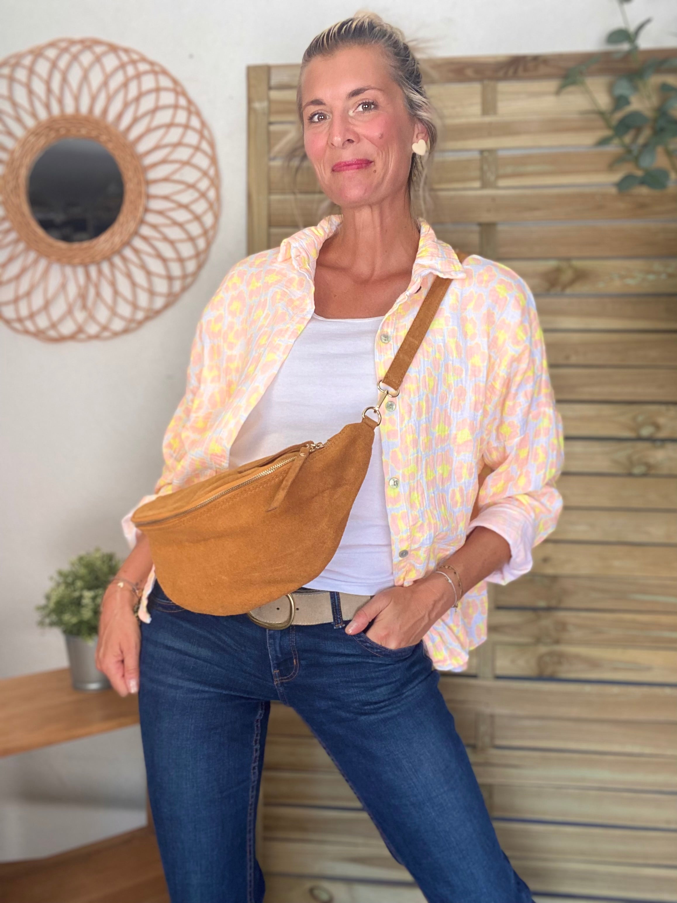 Sac banane XL en croite de cuir - JANE - Camel