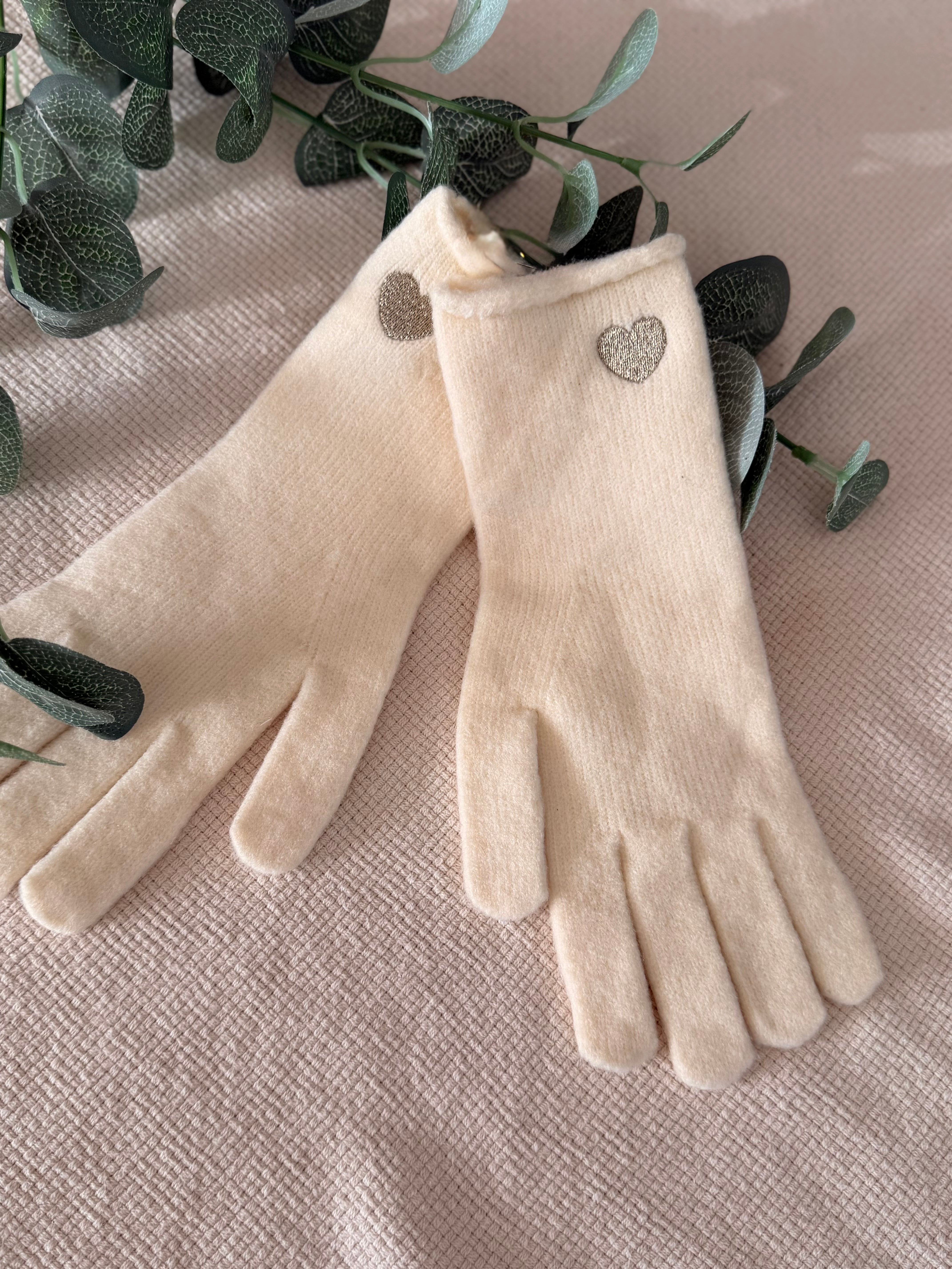 Gants CHLOÉ avec coeur doré brodé 💛 et ouverture index et pouce 👌🏼