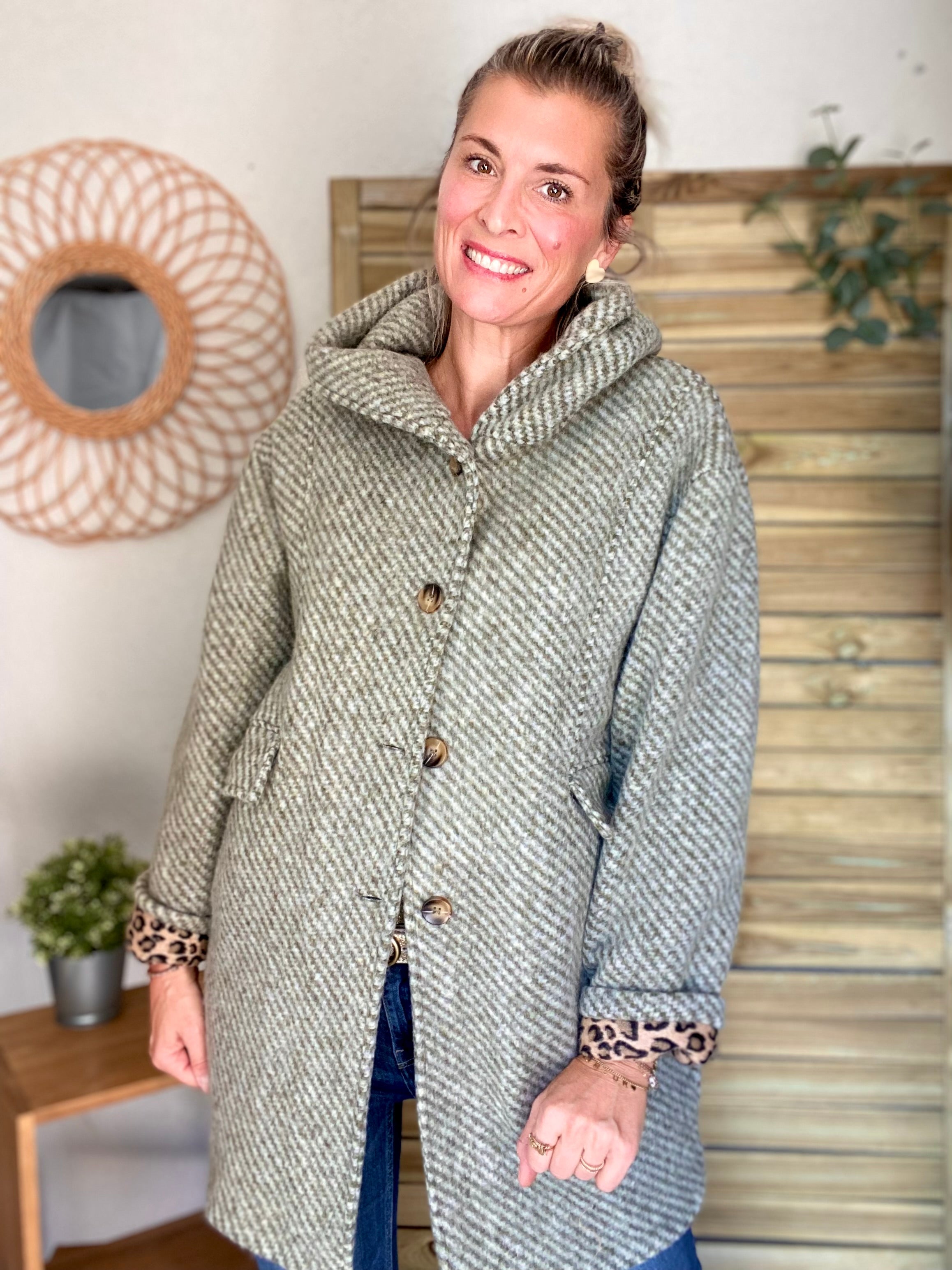 Manteau laine AGATHE avec détails Léo (étoile capuche) - Kaki