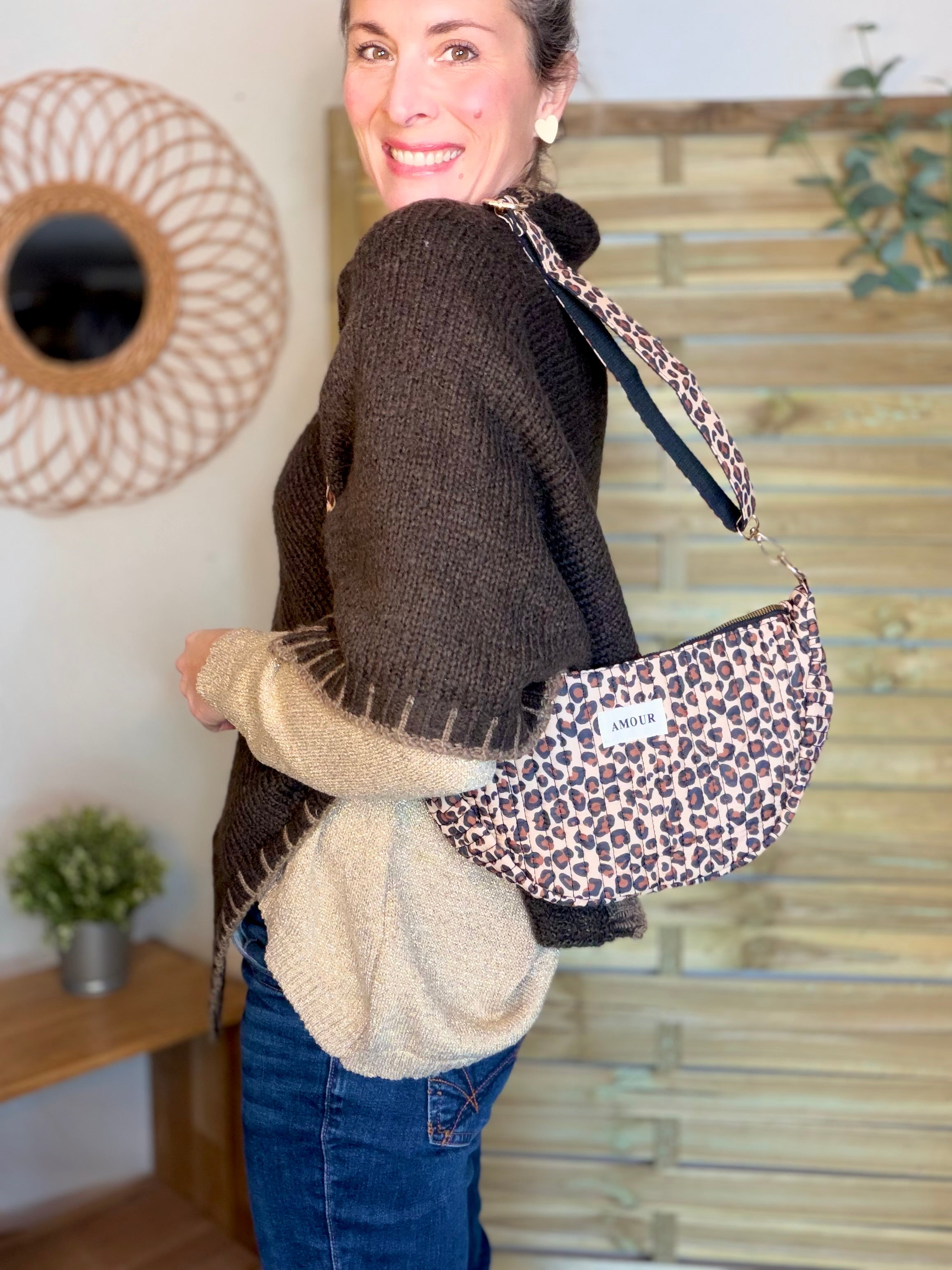 Sac demi-lune matelassé Amour JILL - Léo 🐆