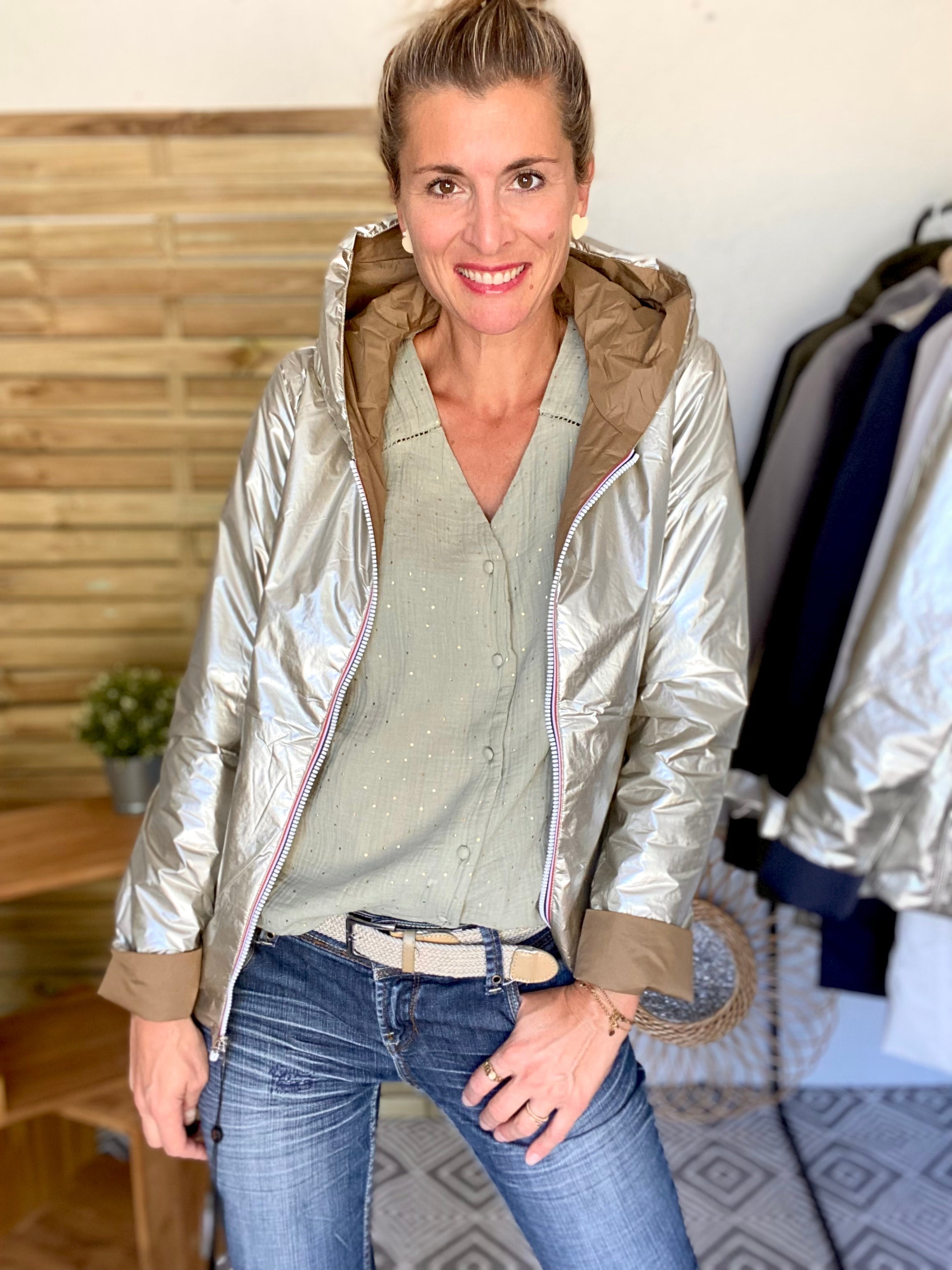 *** PROMO sur Tailles L et XL - Imperméable réversible rembourré LOUISON COURT - Camel/Doré - Laura Jo