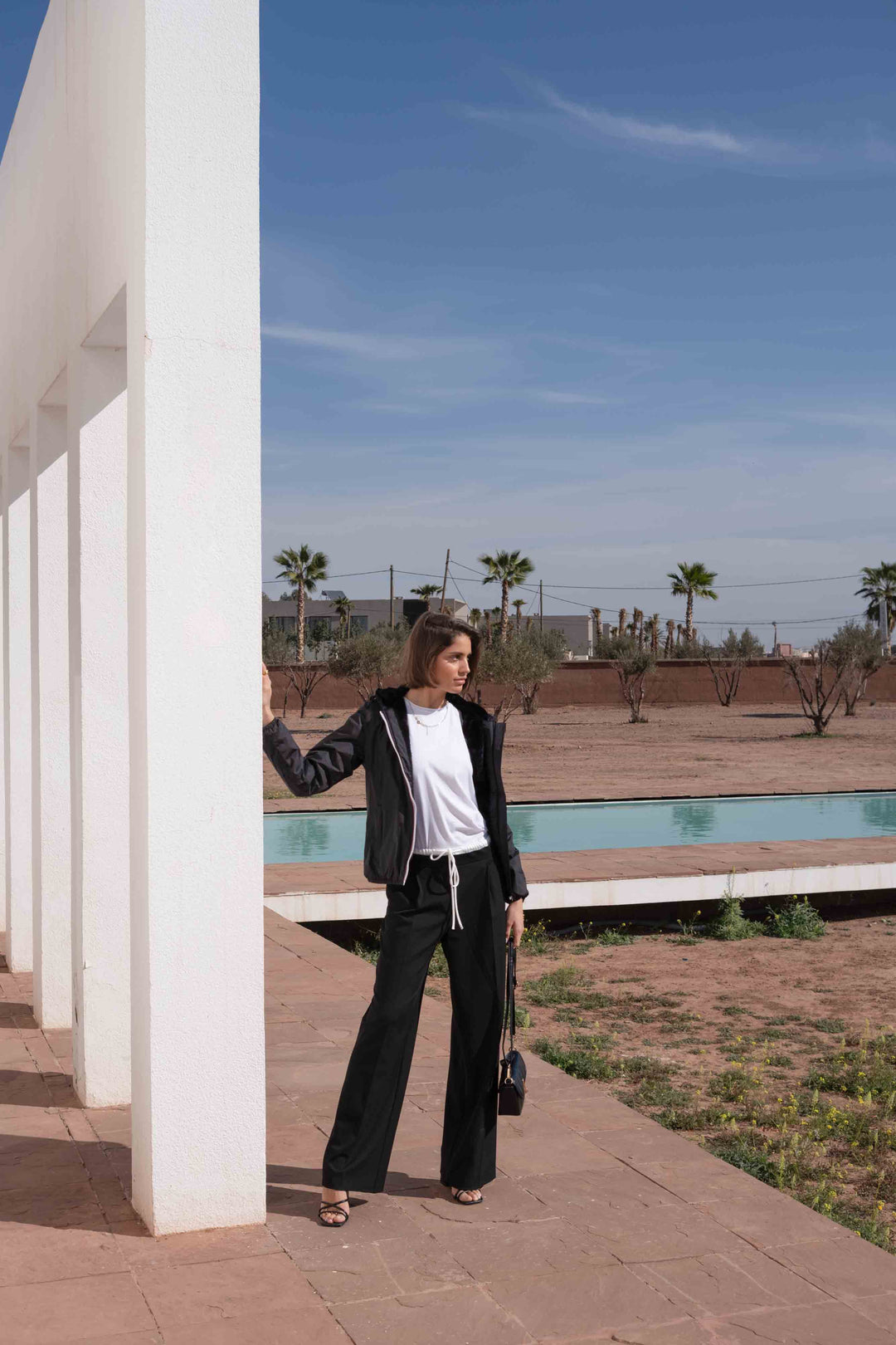 Parka Imperméable LOUISE COURT fourré - Noir - LAURA JO (DÉSTOCKAGE Taille L)