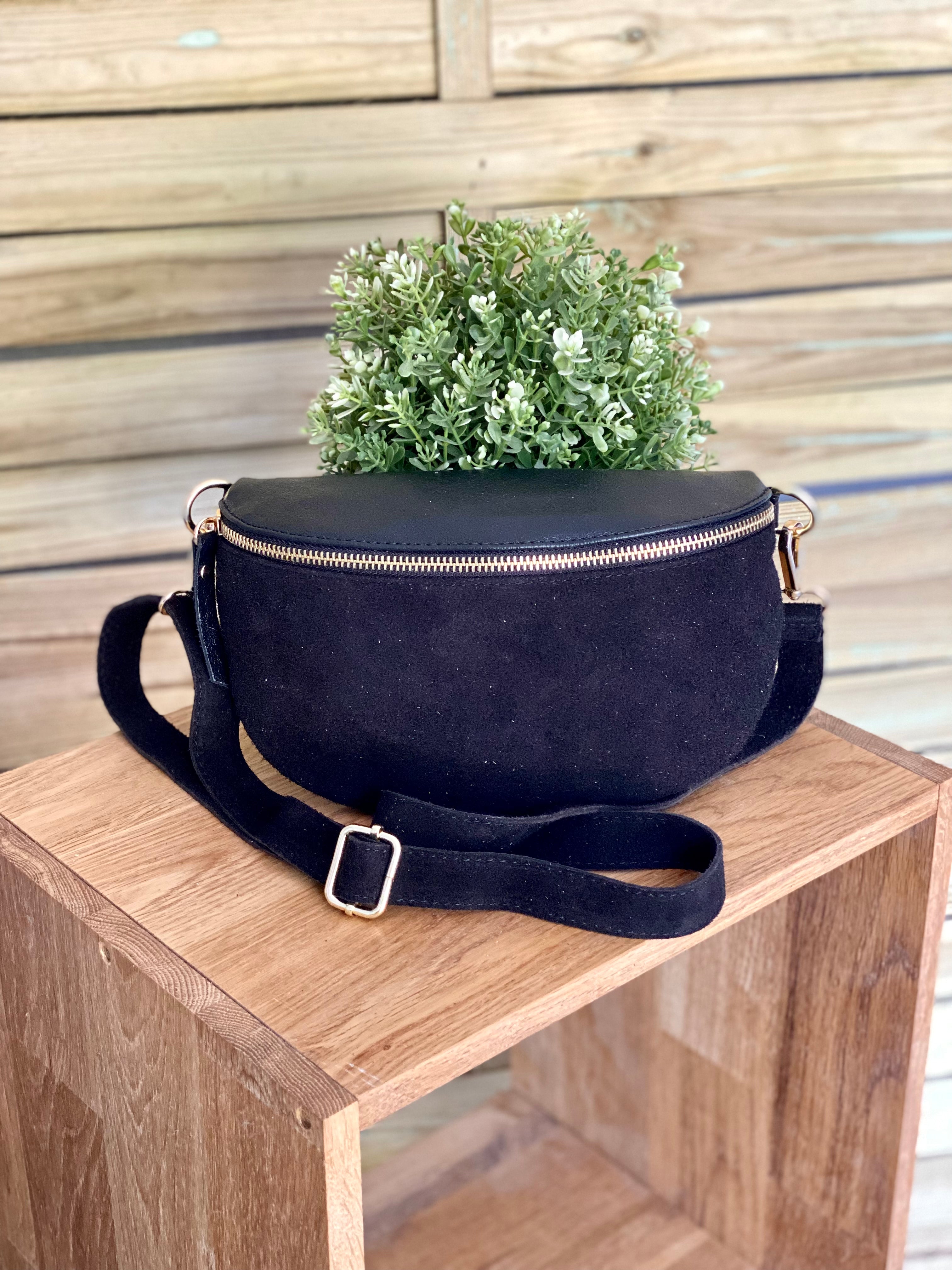 Sac banane M bi-matière en cuir irisé et velours 24cm - POLLY- Noir