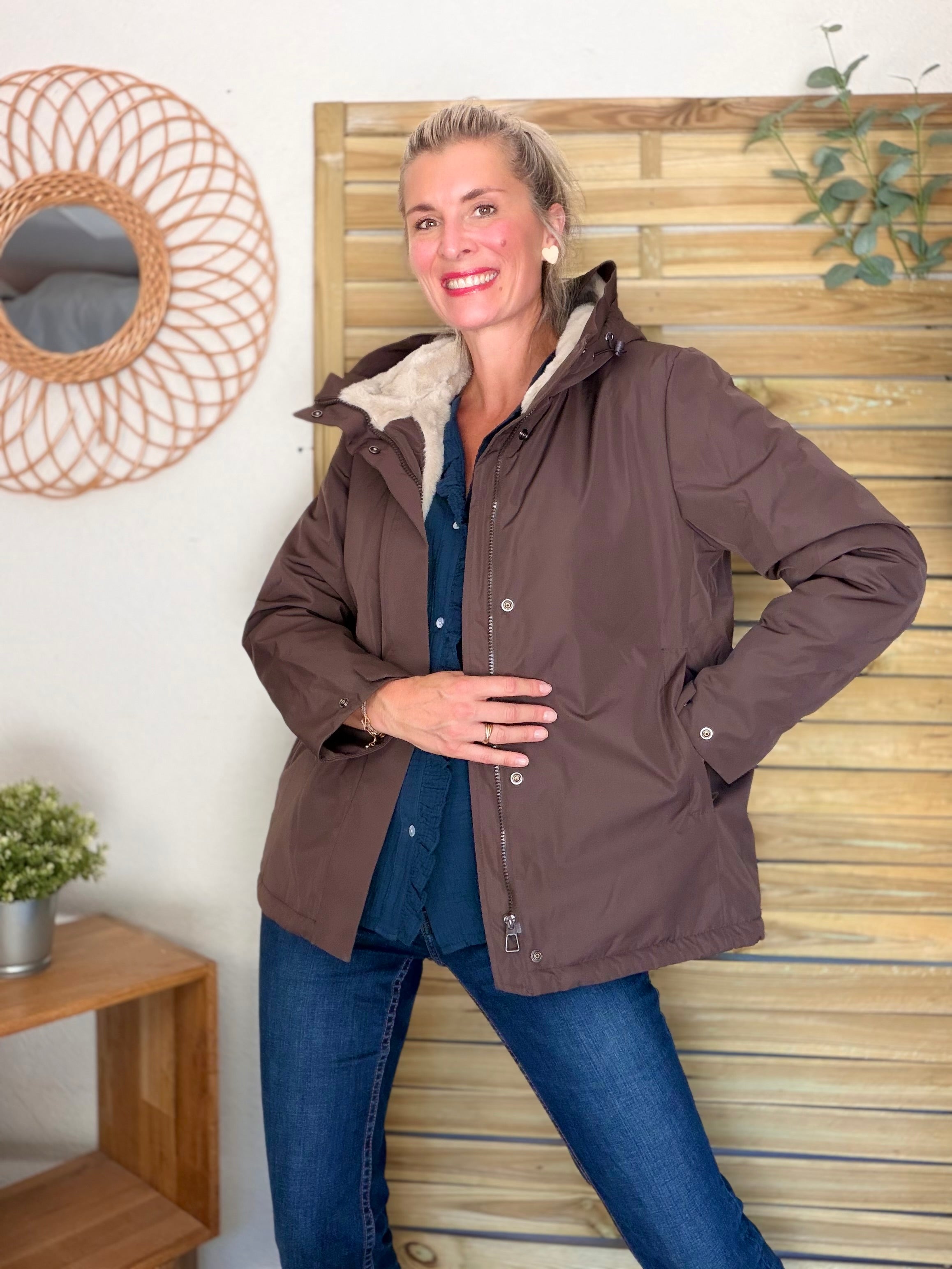 LAURA JO - Parka fourrée imperméable AMBRE MI-LONG - Chocolat / Beige