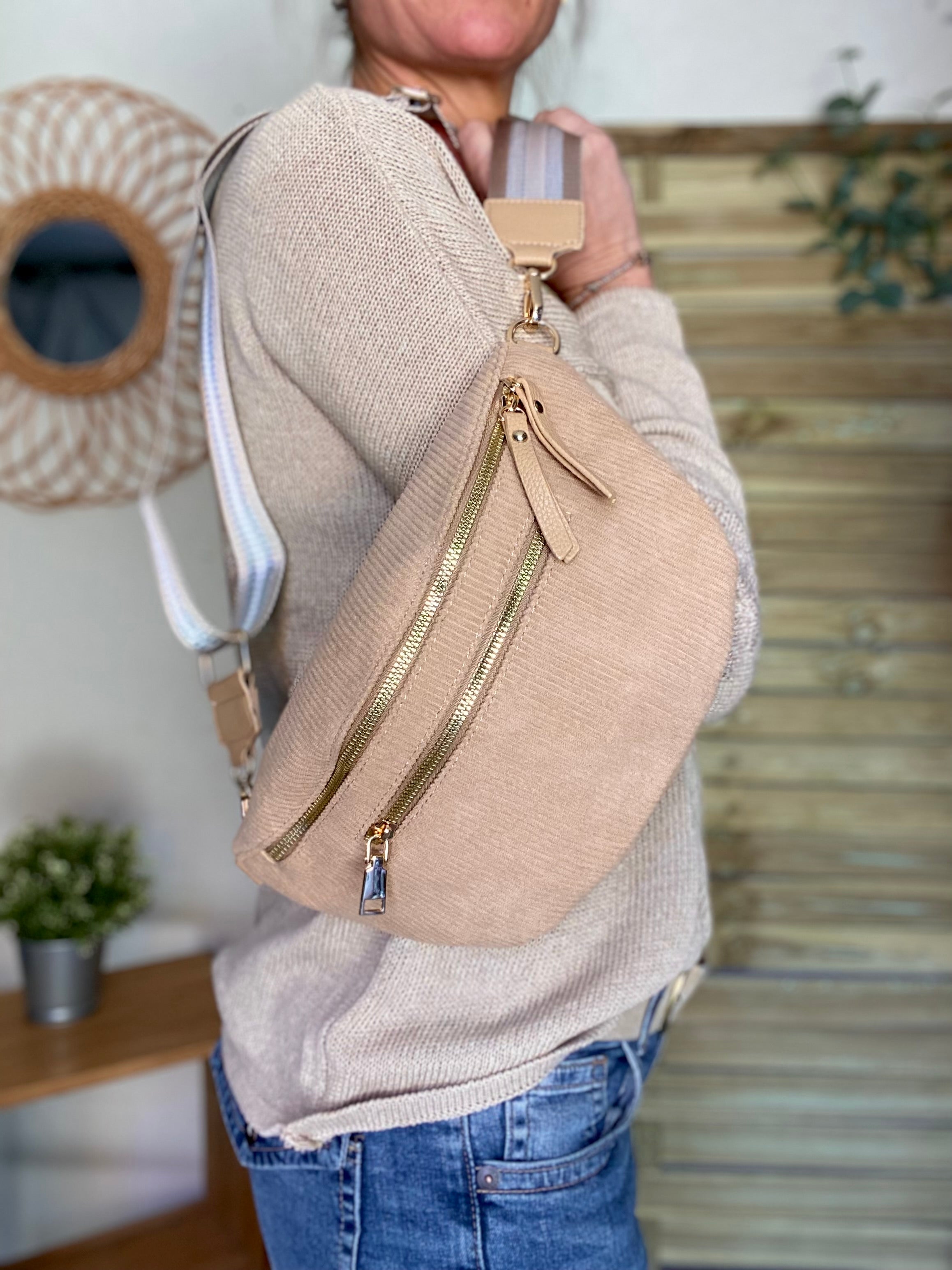 Sac banane L en velours côtelé 2 zips et sangle fantaisie - ASHLY - Beige foncé