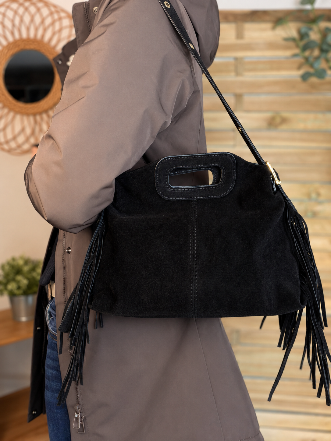 Sac en cuir daim avec franges LOGAN - Noir