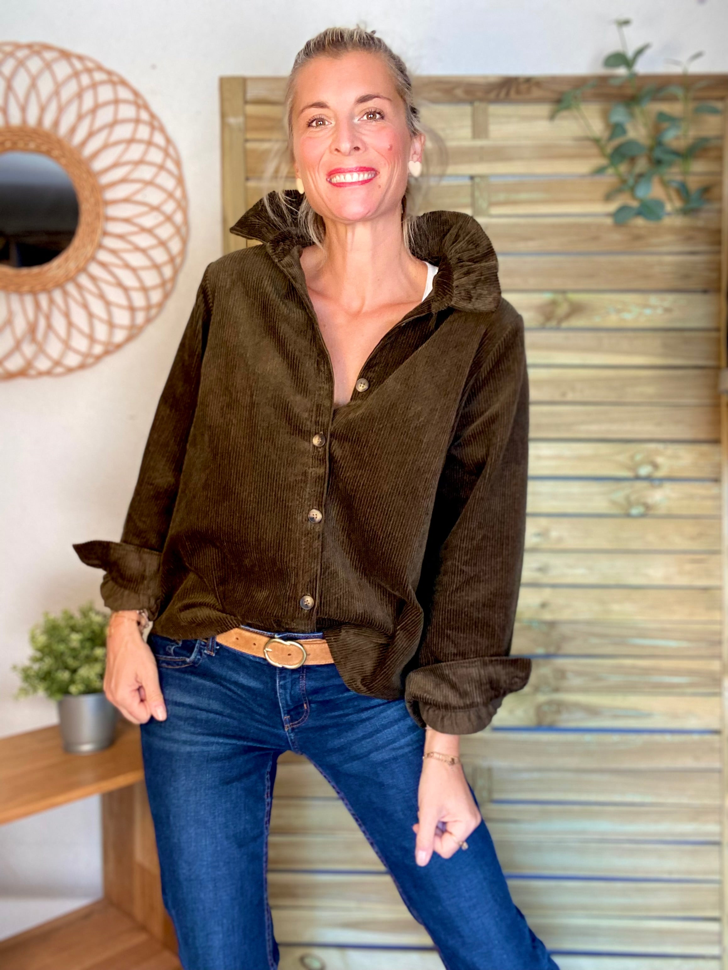 Veste / Chemise en coton, col victorien volanté YVONNE - Velours Chocolat