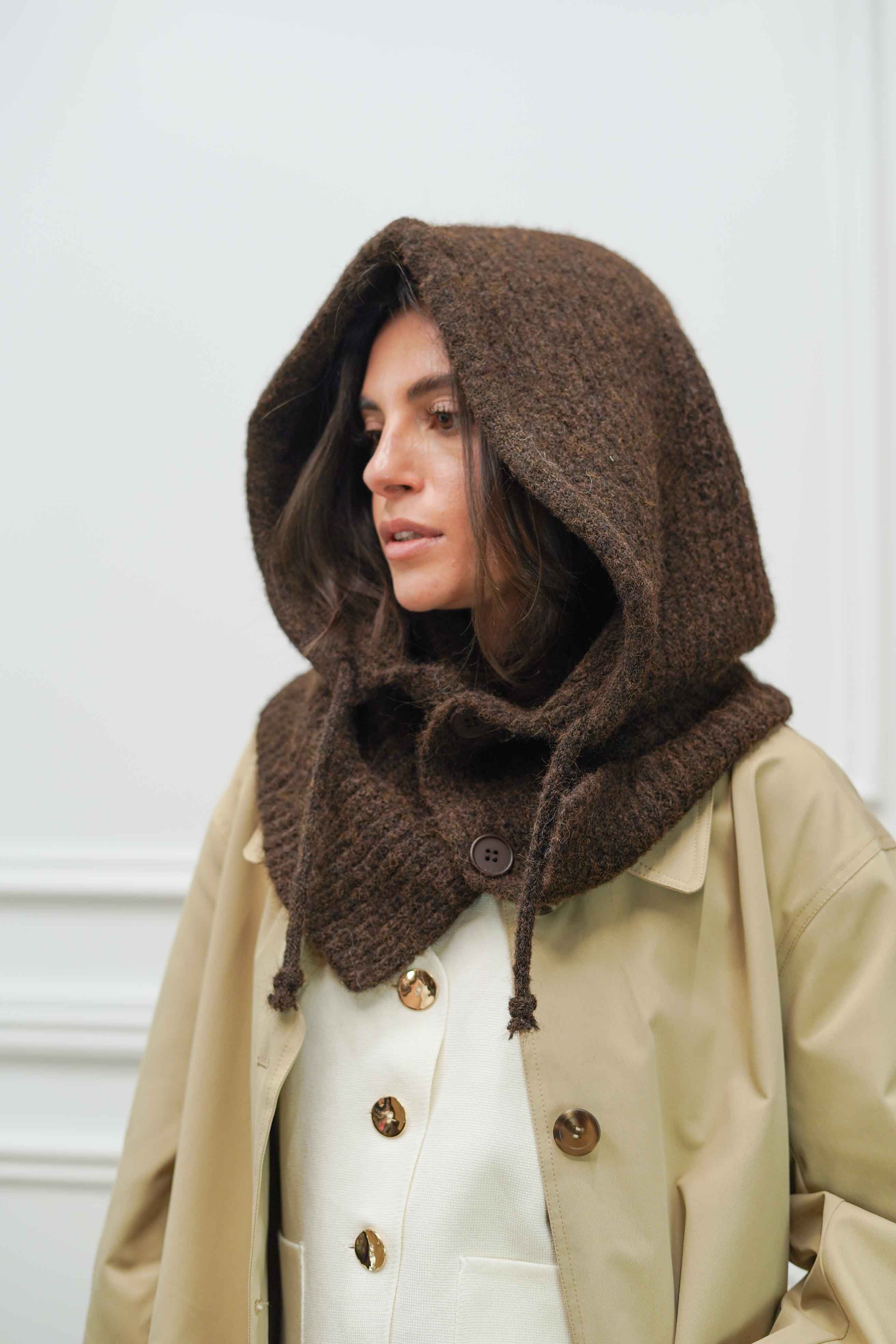 Col cagoule LORIE en maille avec bouton - Chocolat