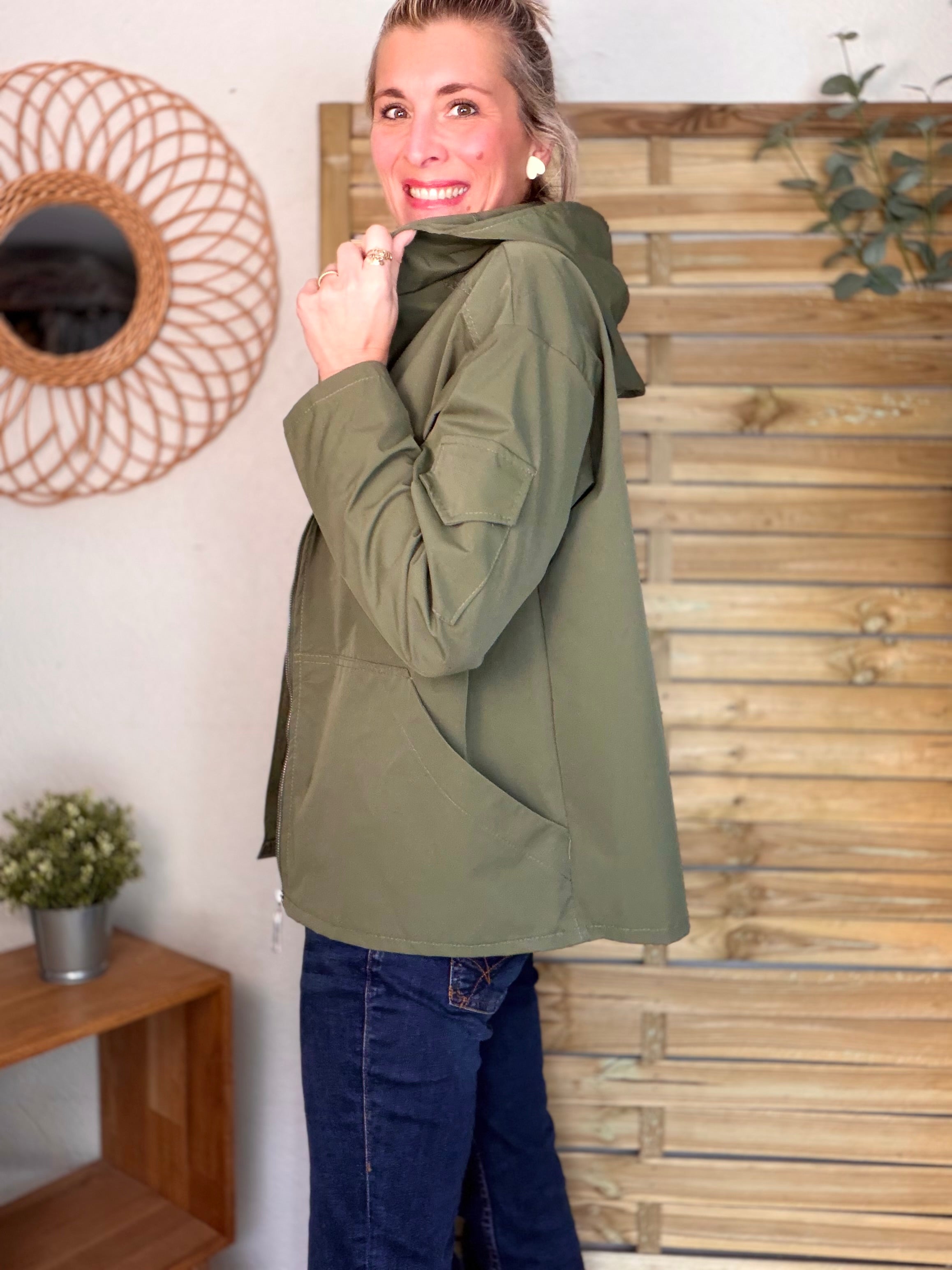 Veste Coupe vent court LIZZIE - Kaki