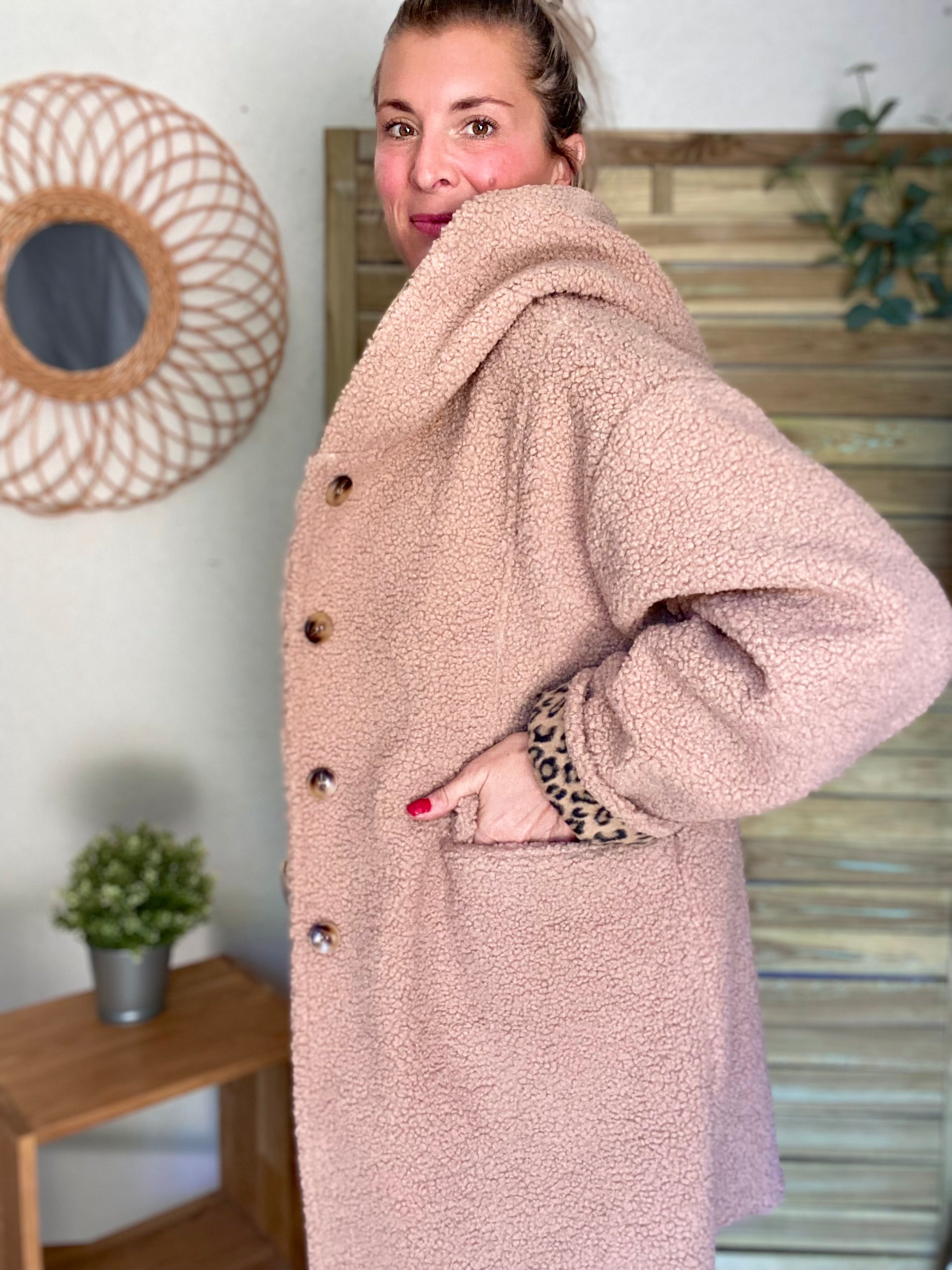 Manteau sherpa (bouclette) EUGÉNIE avec détails Léo - Beige