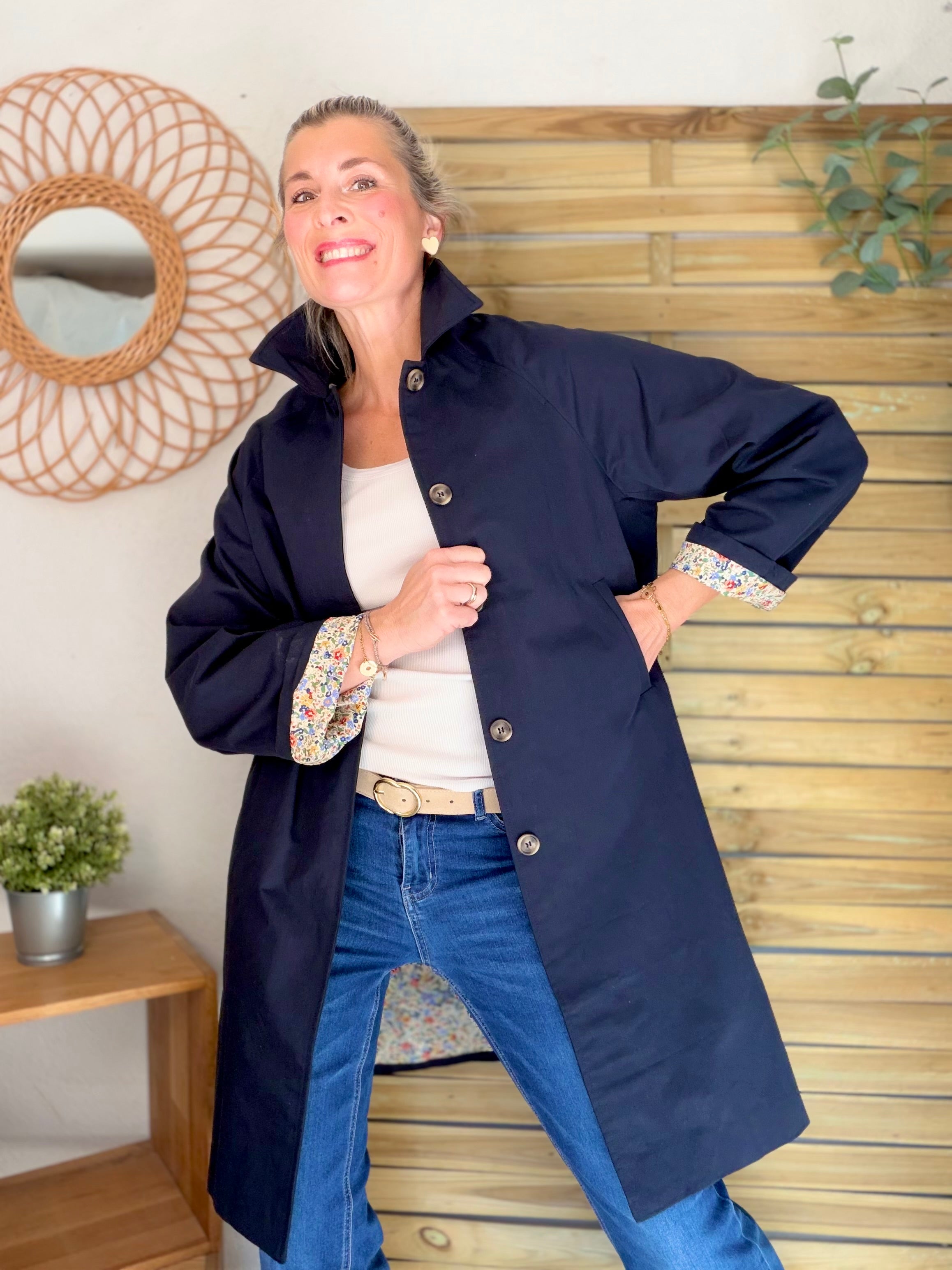 Veste Trench en coton Bleu marine avec Liberty - MAHAUT MI LONG - LILI et LALA (DÉSTOCKAGE sur Taille S)